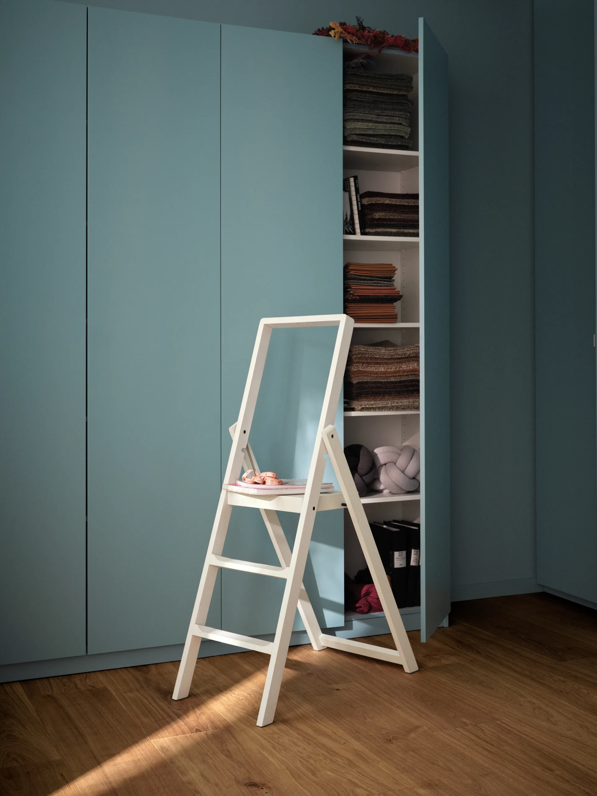 Step ladder はしご, White-lacquered Design House Stockholm | デザインハウス ストックホルム