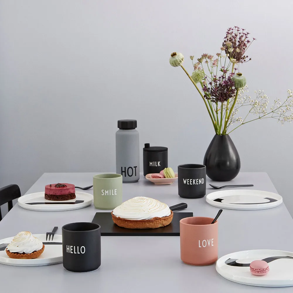Design Letters フェイバリットカップ 25 cl, Hello-black Design Letters | デザインレターズ