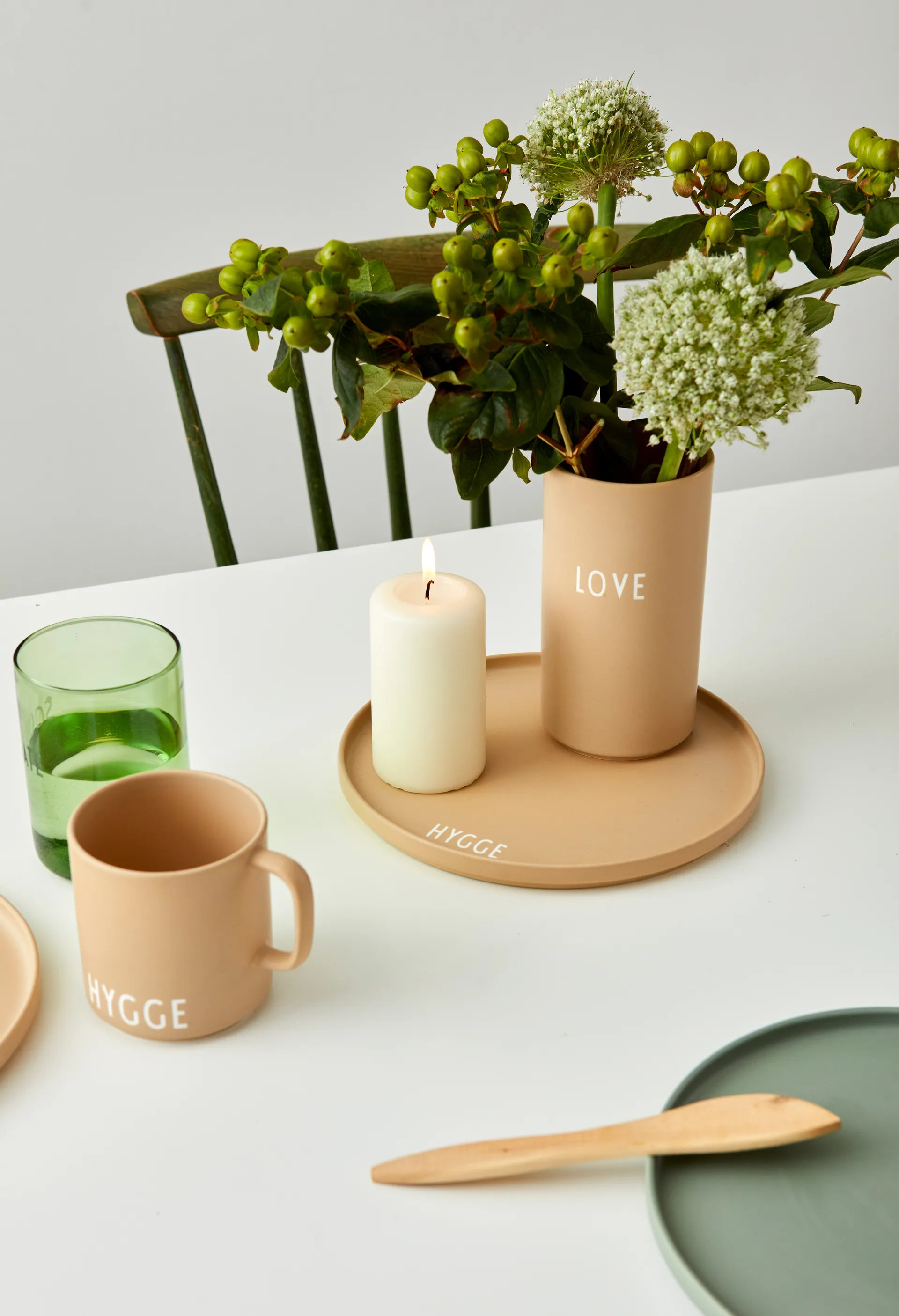 Design Letters フェイバリットカップ ハンドル付き 25 cl, Hygge Design Letters | デザインレターズ