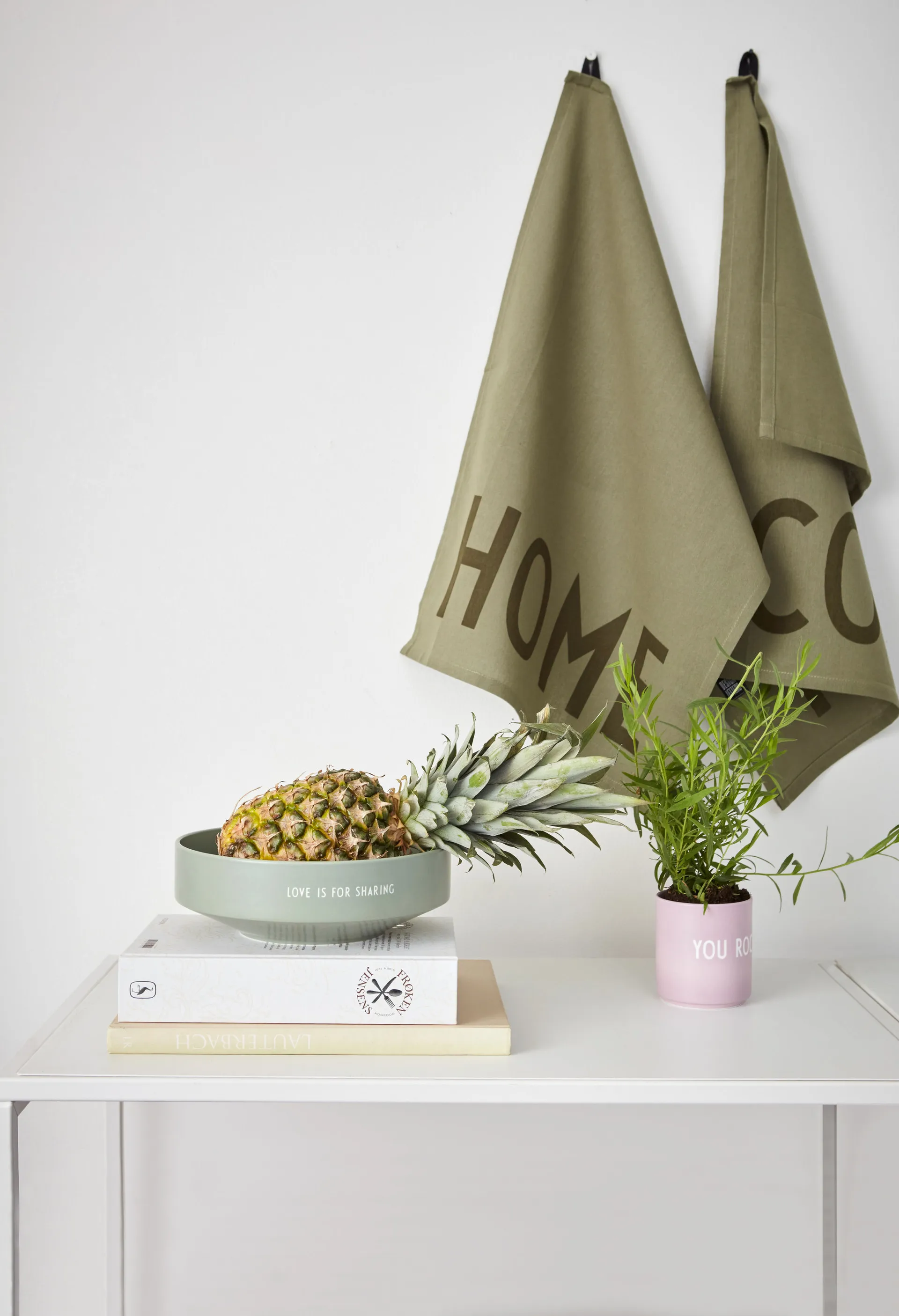 Design Letters フェイバリットボウル M Ø17.5 cm, Green Design Letters | デザインレターズ