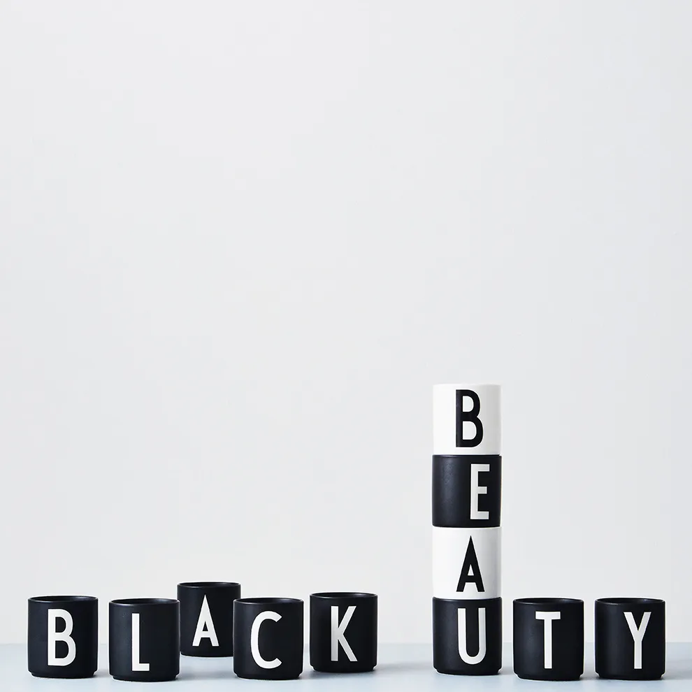 Design Letters カップ ブラック, P Design Letters | デザインレターズ