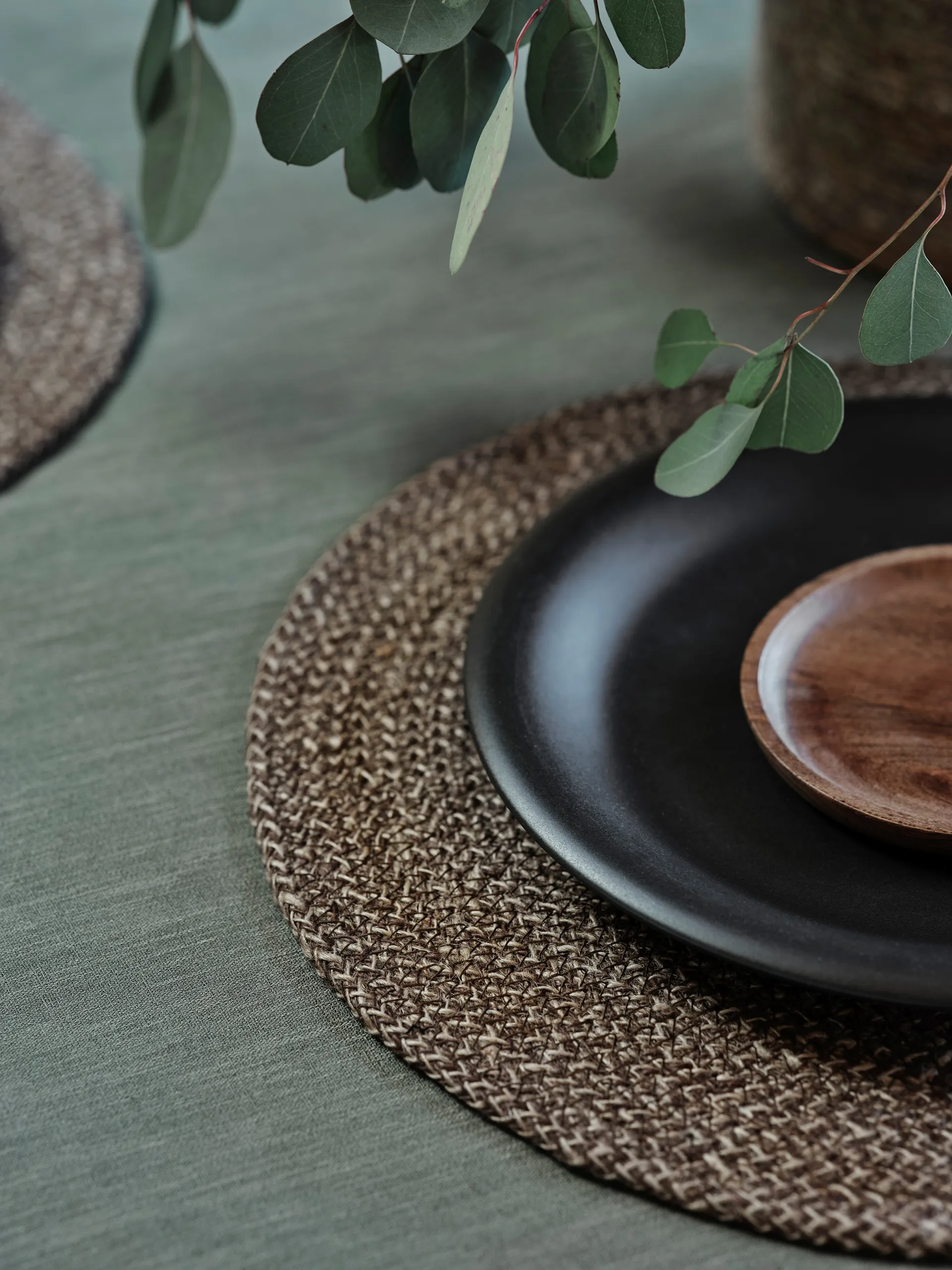 Ella プレートmat Ø38 cm, Brown-nature Dixie | ディキシー