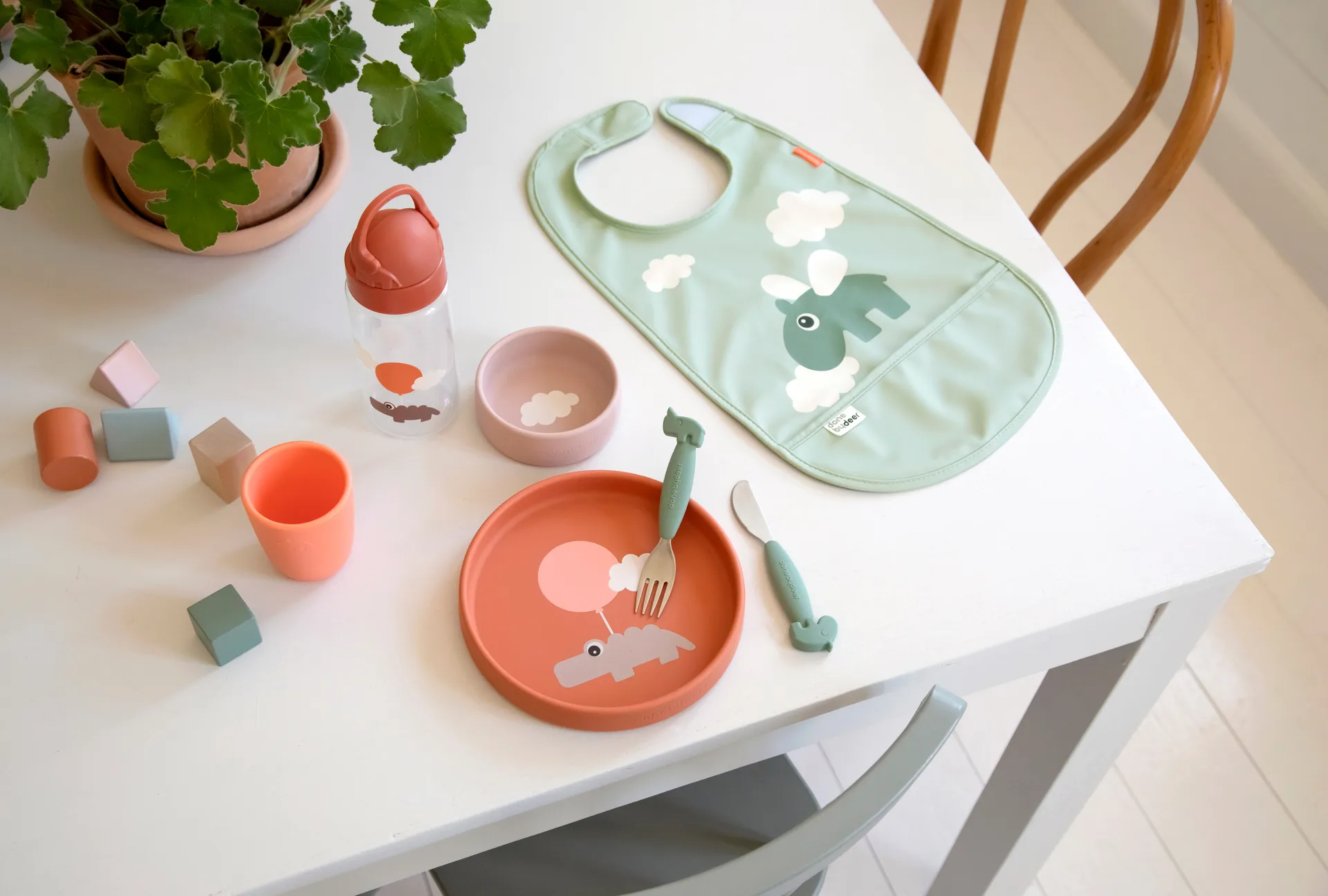 Happy Clouds ストロー付きボトル, Papaya Done by deer