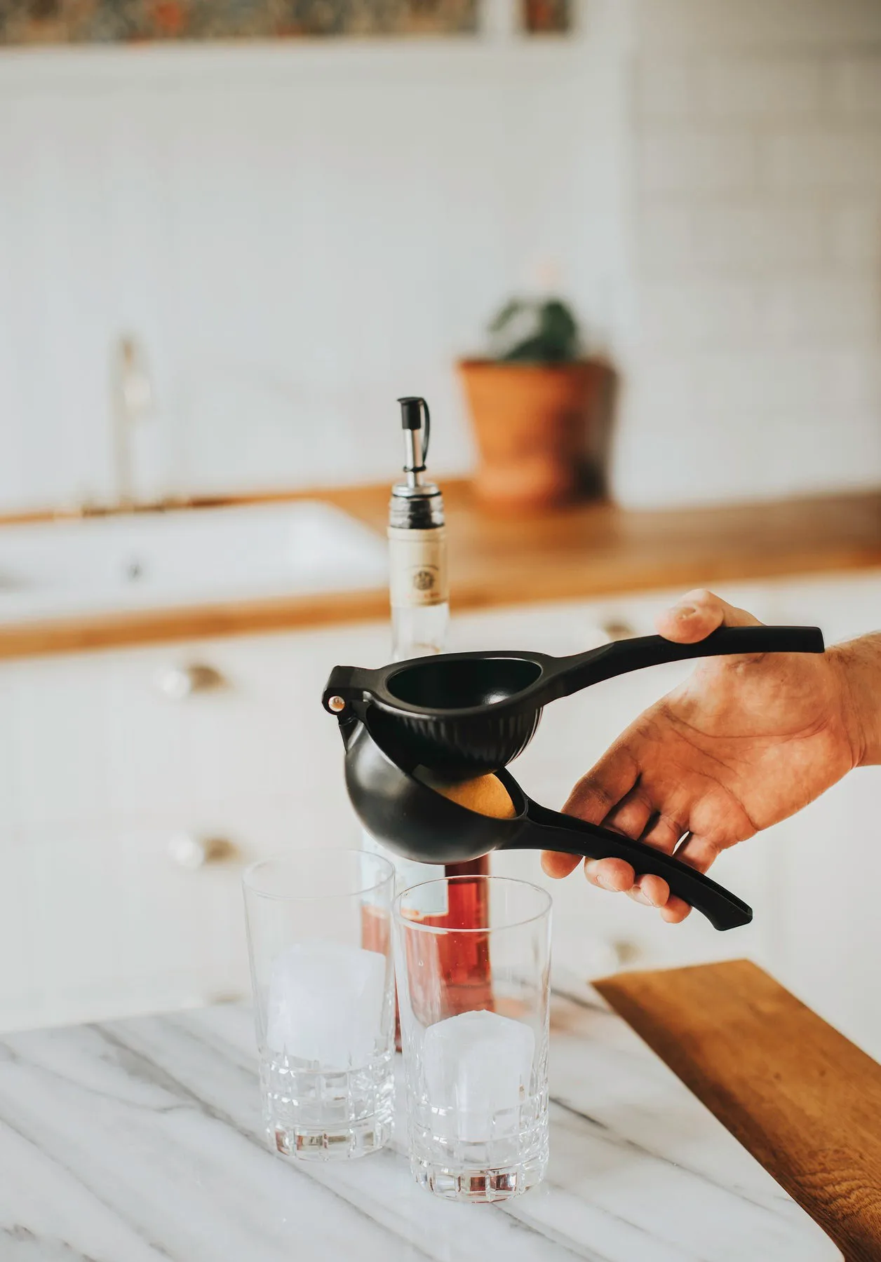 Ada シトラスプレス 9x23 cm, Black aluminum Dorre