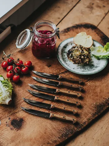 BBQ ステーキナイフ - Stainless steel, 6-pack, acacia wooden box, 22.5x2 cm - Dorre