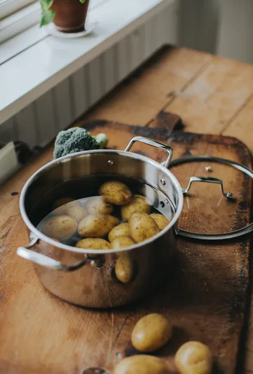 Trivence ポット - Stainless steel, glass lid, 7 L - Dorre