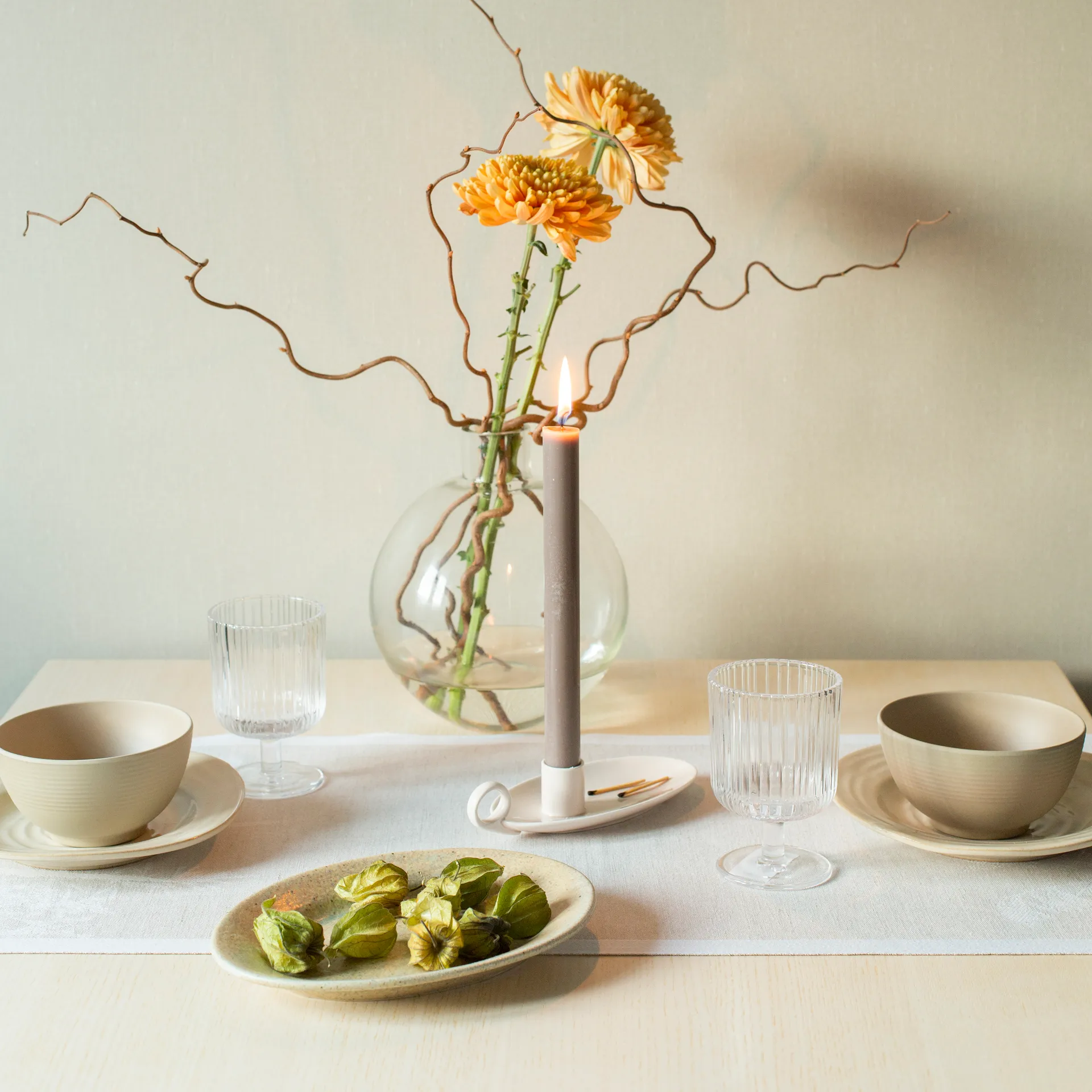 Airy テーブルランナー 35x120 cm, beige Ekelund Linneväveri