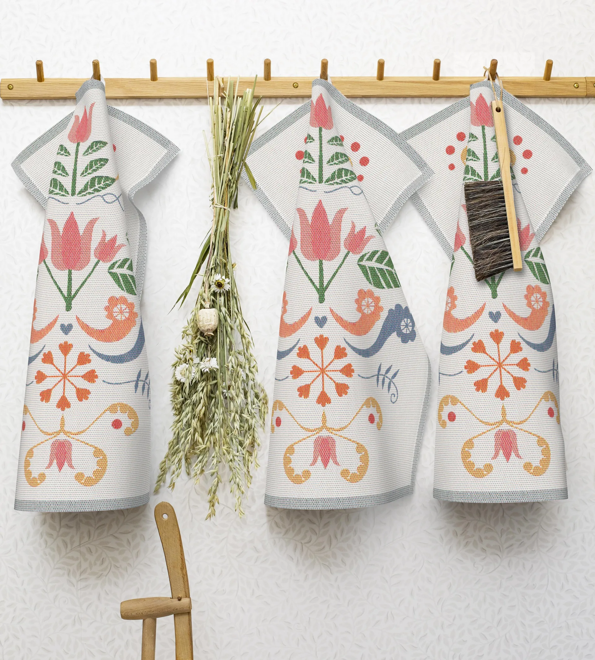 Lindas tulpan キッチンタオル 40x60 cm, Pink-grey Ekelund Linneväveri