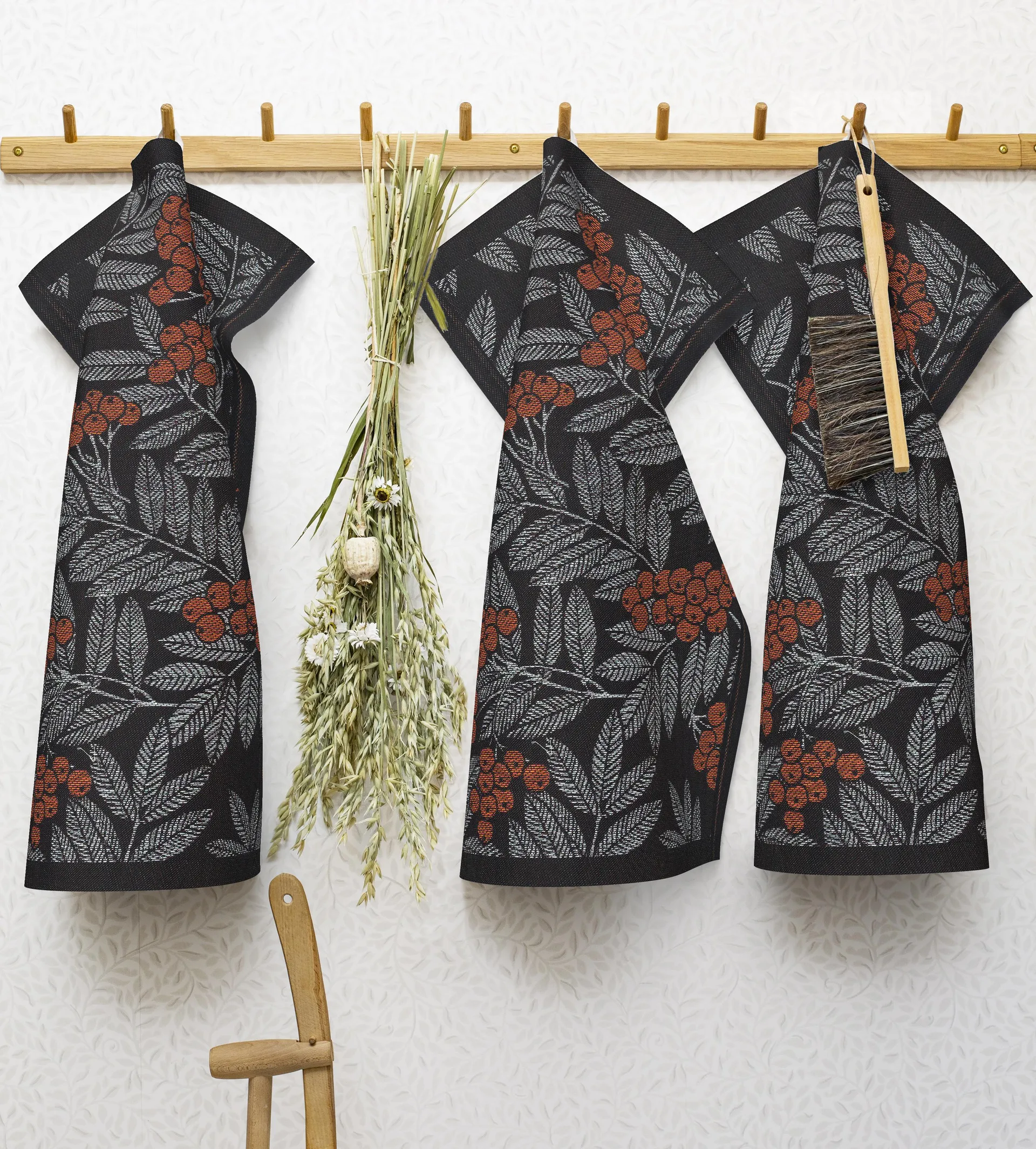 Rönnbärssingle キッチンタオル, 35x50 cm Ekelund Linneväveri