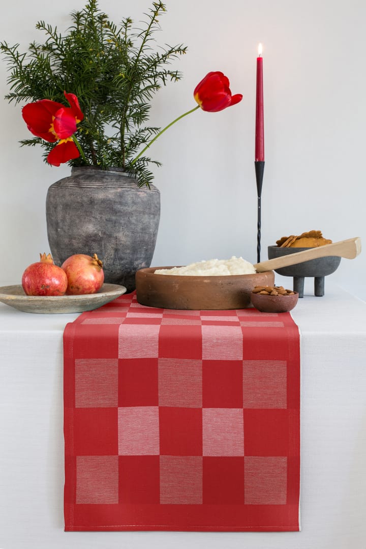 Schack ランナー red, 35x110 cm Ekelund Linneväveri