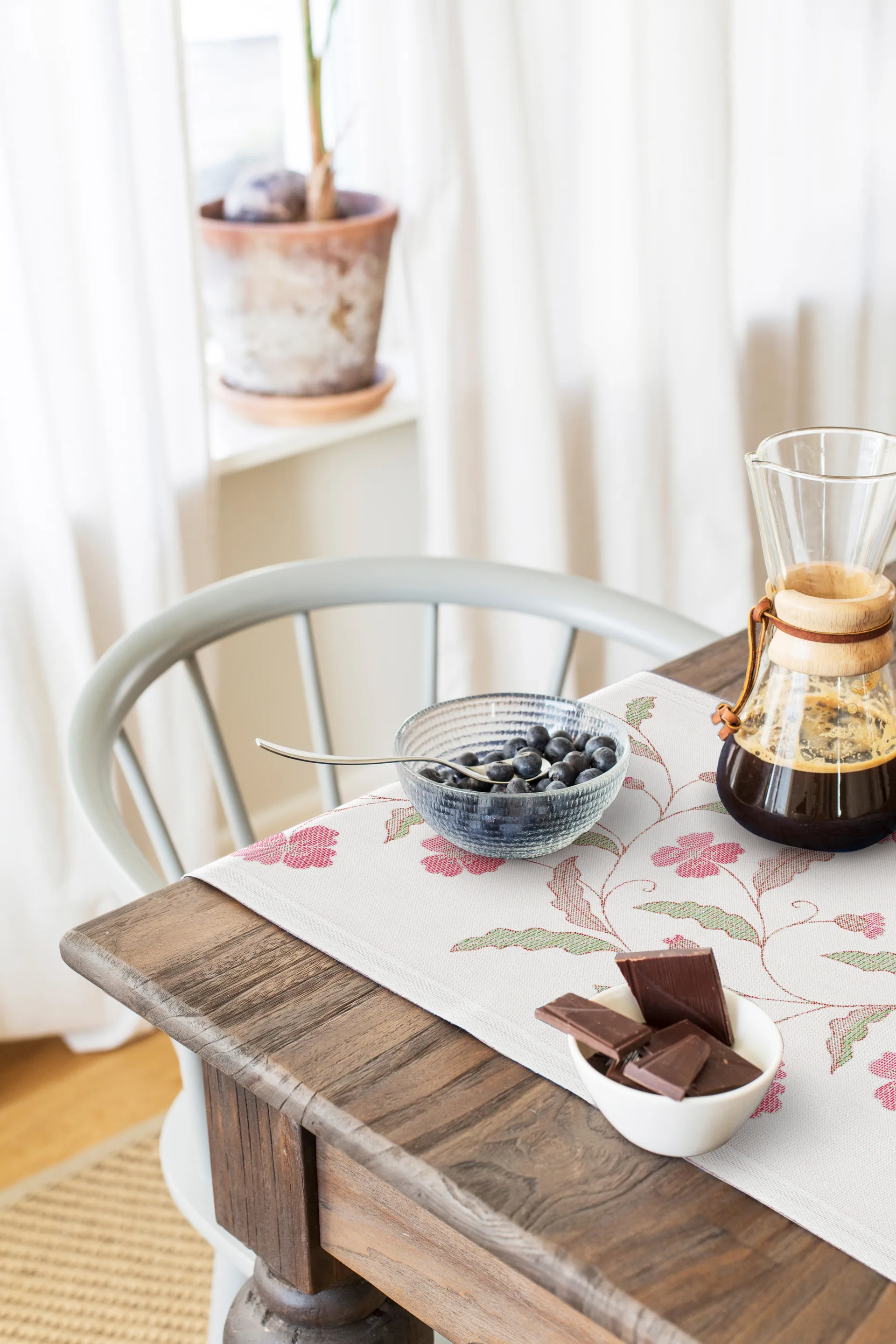 Vindvallmo ランナー, 35x120 cm Ekelund Linneväveri