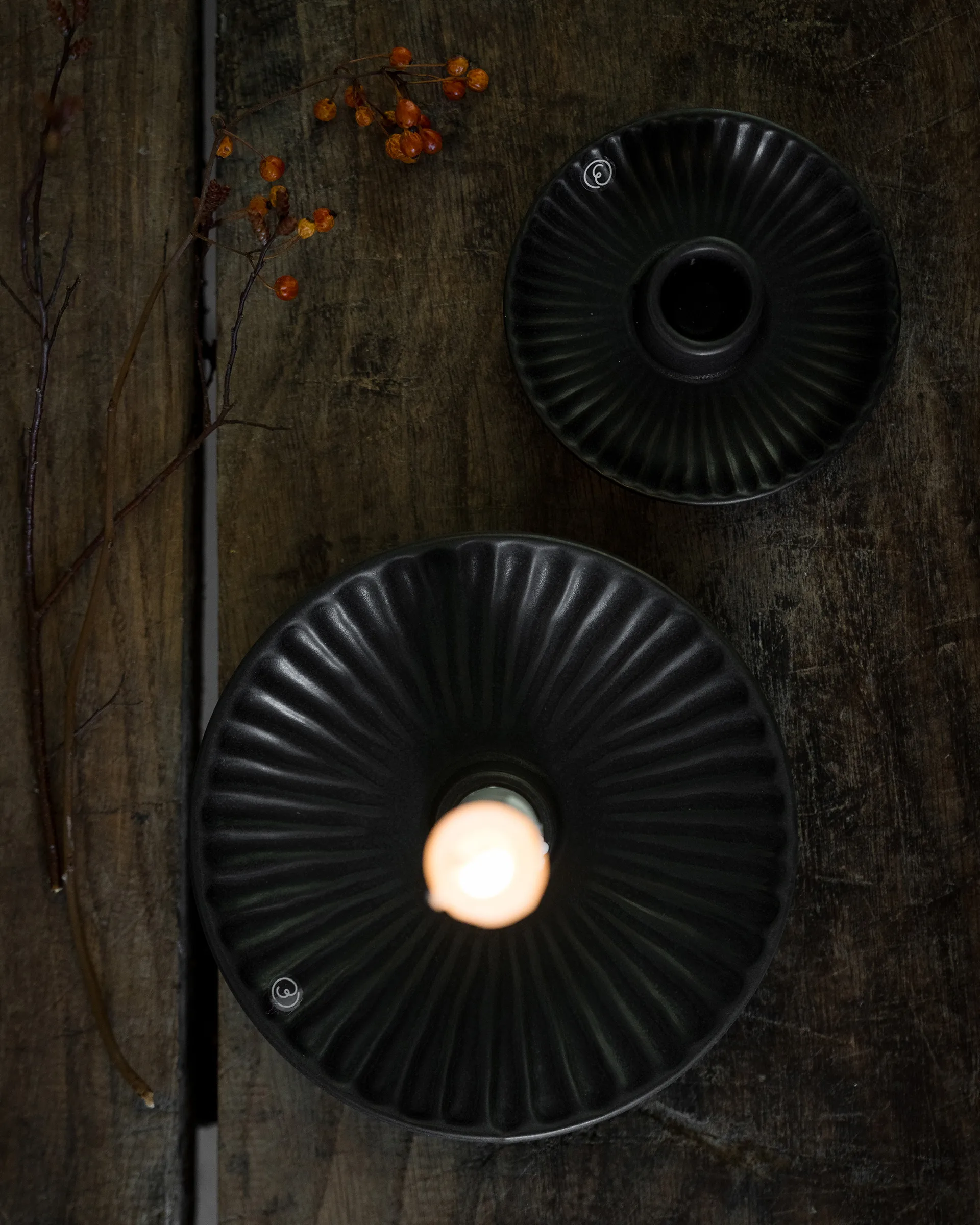 Ernst キャンドルホルダー Ø16x3.5 cm, Black ERNST | エルンスト