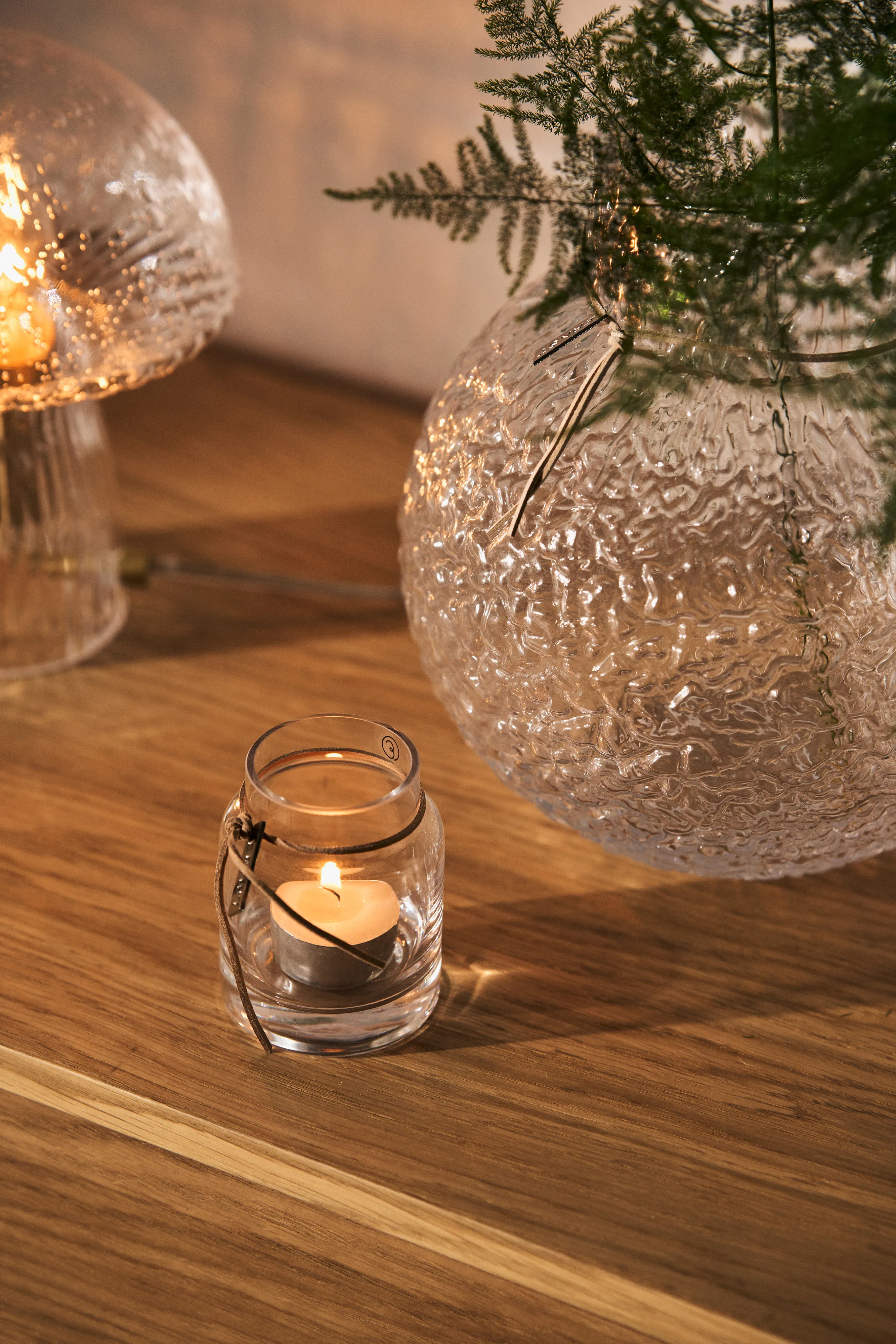 ERNST | エルンスト からのErnst ストラクチャーガラス 花瓶 クリア