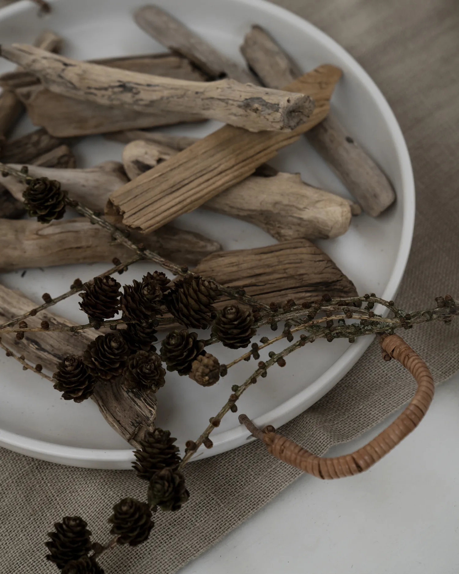 Ernst トレイ ハンドル付き ホワイト, Ø35 cm ERNST | エルンスト