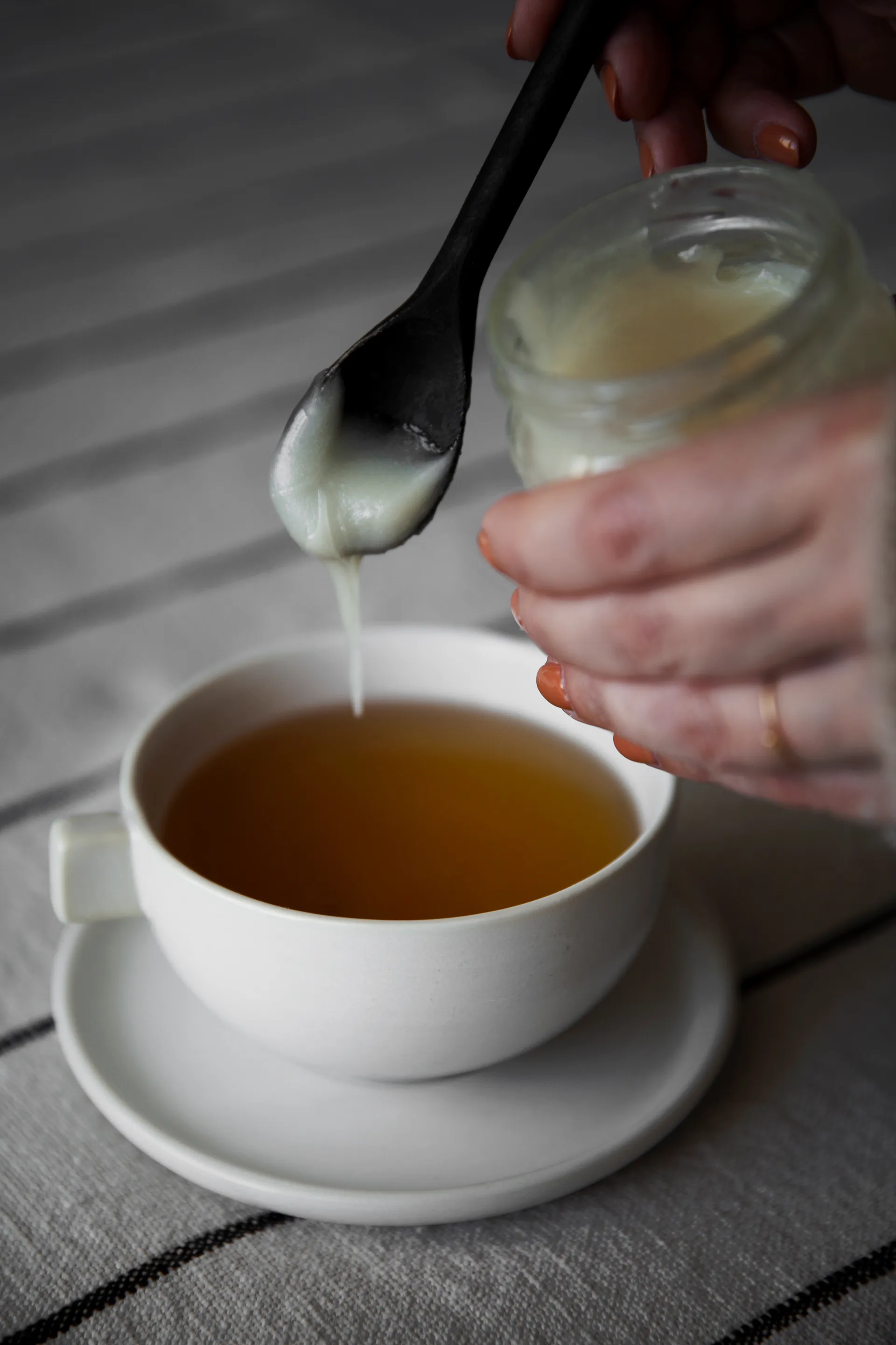 Ernst ティーカップ ソーサー付き 7.5 cm, White sand ERNST | エルンスト