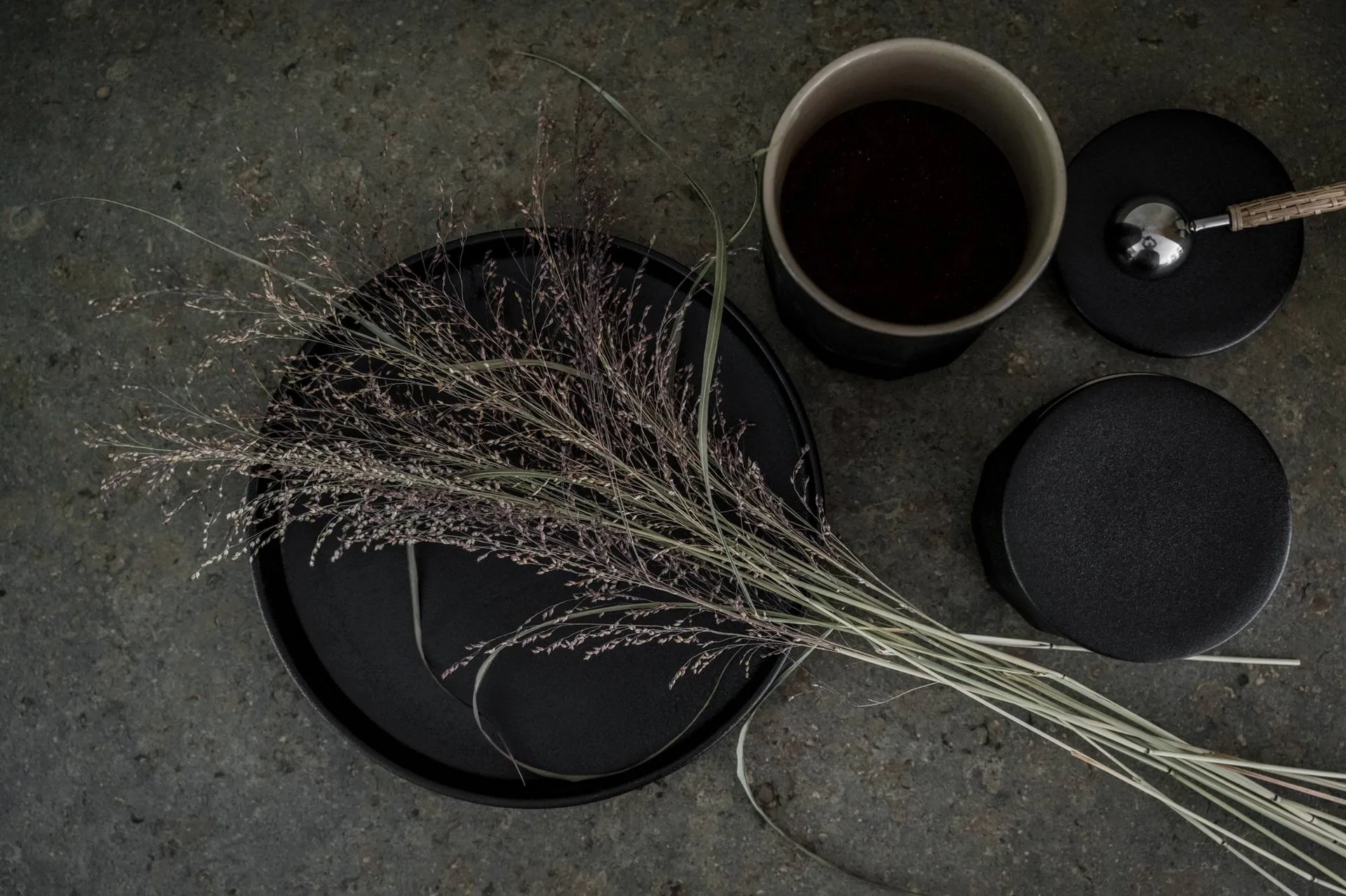 Ernst オーブン耐熱皿, Black-natural, Ø30x5 cm ERNST | エルンスト