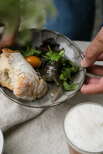 Ernst サイドプレート ストーンウェア - Grey-nature, Ø17x3 cm - ERNST | エルンスト