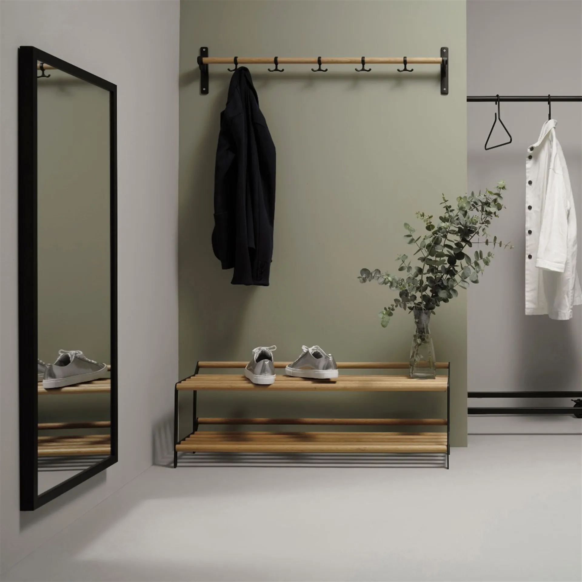 Nostalgi フック 100 cm, oak, black Essem Design | エッセムデザイン