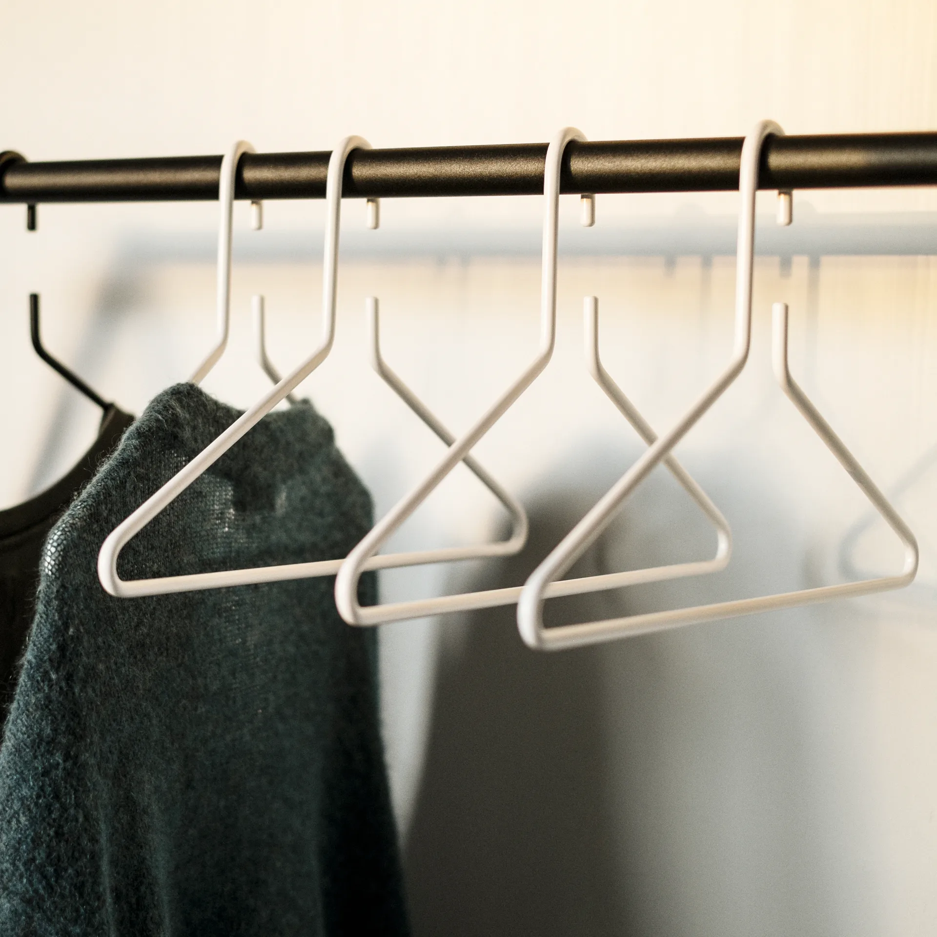 Triエンジェル ハンガー 3パック, white Essem Design | エッセムデザイン