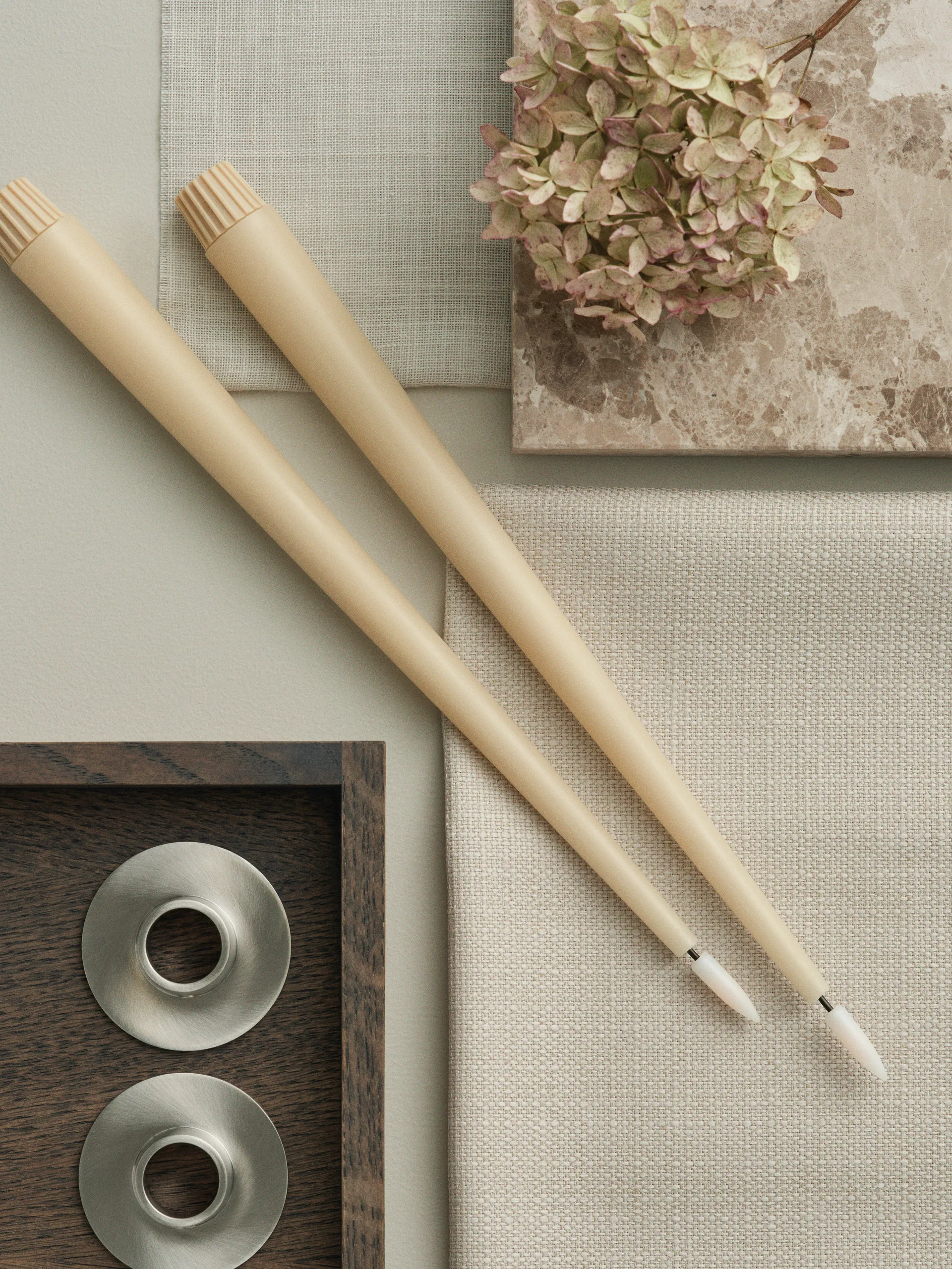 ester & erik テーパードキャンドル LED 2本, 14 Pale ginger , 30 cm ester & erik | エスター & エリック