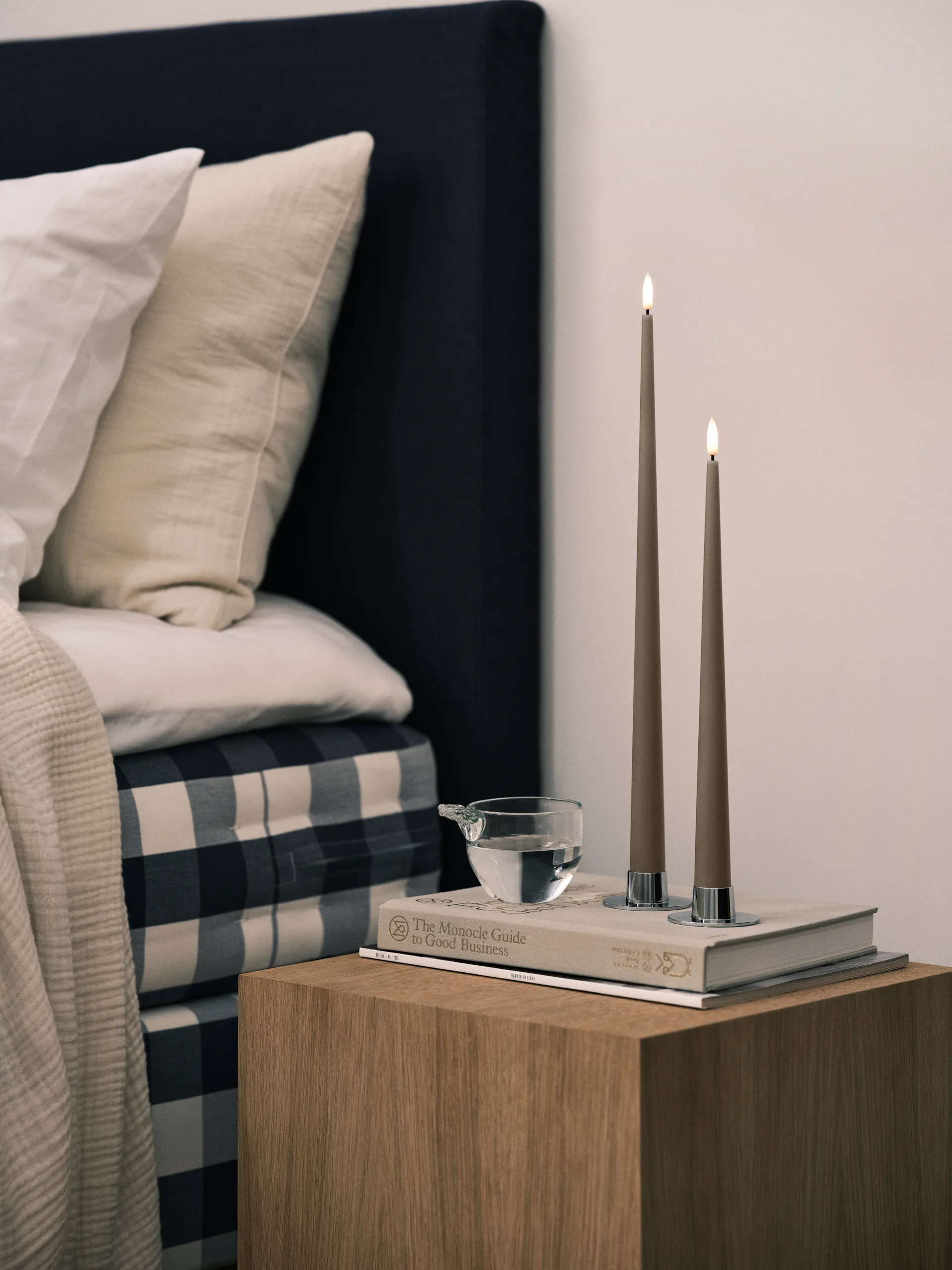 ester & erik テーパードキャンドル LED 2本, 77 Caviar , 30 cm ester & erik | エスター & エリック