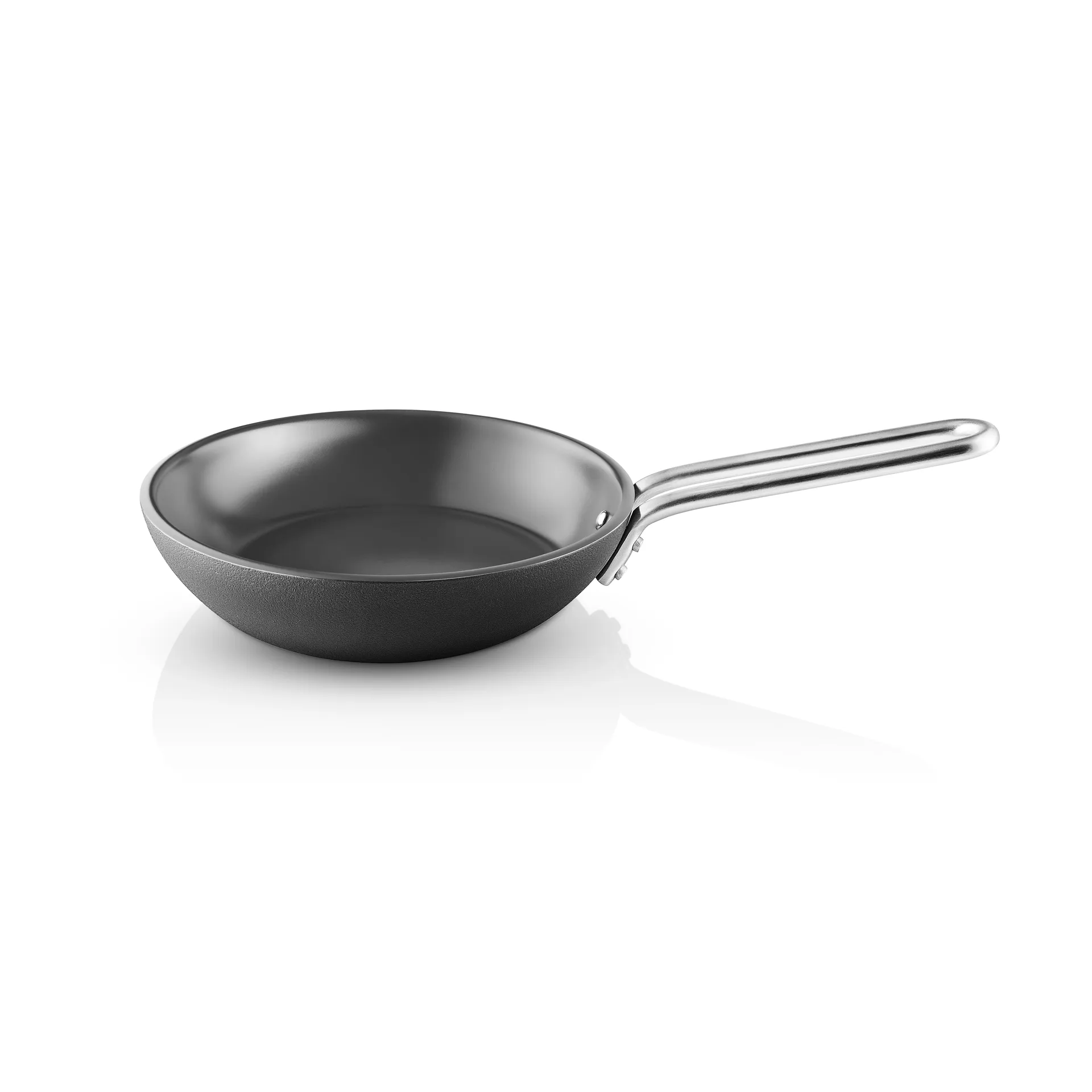 Professional Laser Titanium Slip-Let フライパン, Black, Ø20 cm Eva Solo | エバソロ