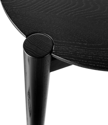 D102 Søs コーヒーテーブル Ø55 cm - Oak black painted - FDB Møbler