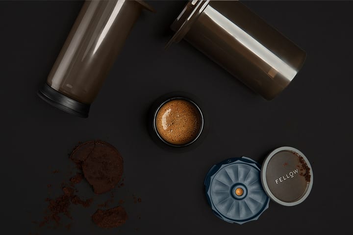 Joey ダブルウォール セラミックマグ 8oz 24 cl, Matte black Fellow | フェロー