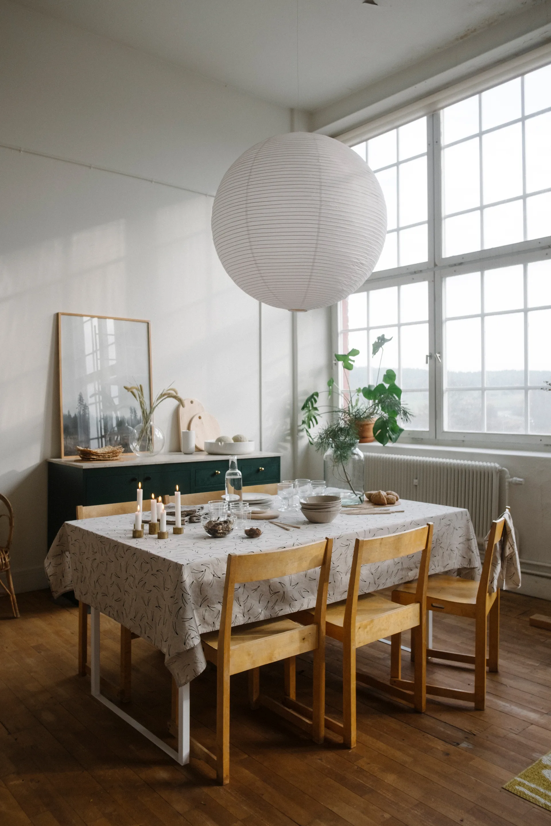 Barr テーブルクロス 137x238 cm, Black-nature Fine Little Day | ファインリトルデイ