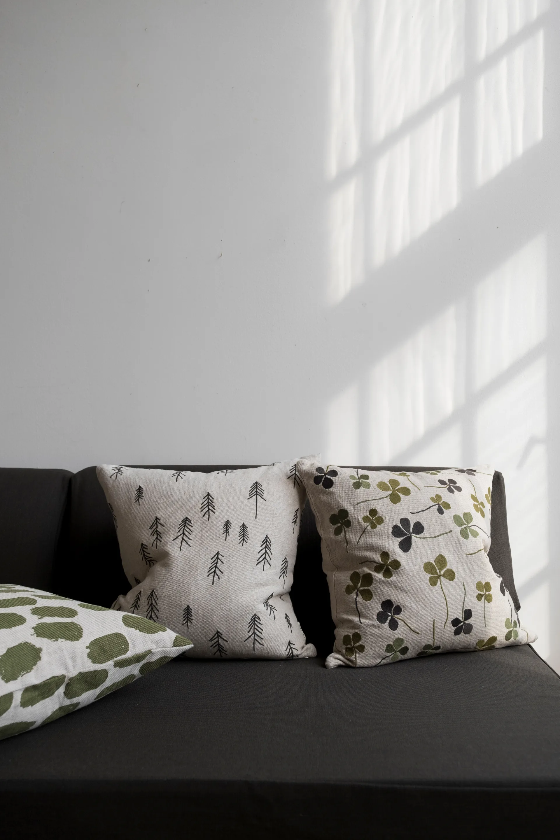 Cloverクッションカバー 48x48 cm, Green-nature Fine Little Day | ファインリトルデイ