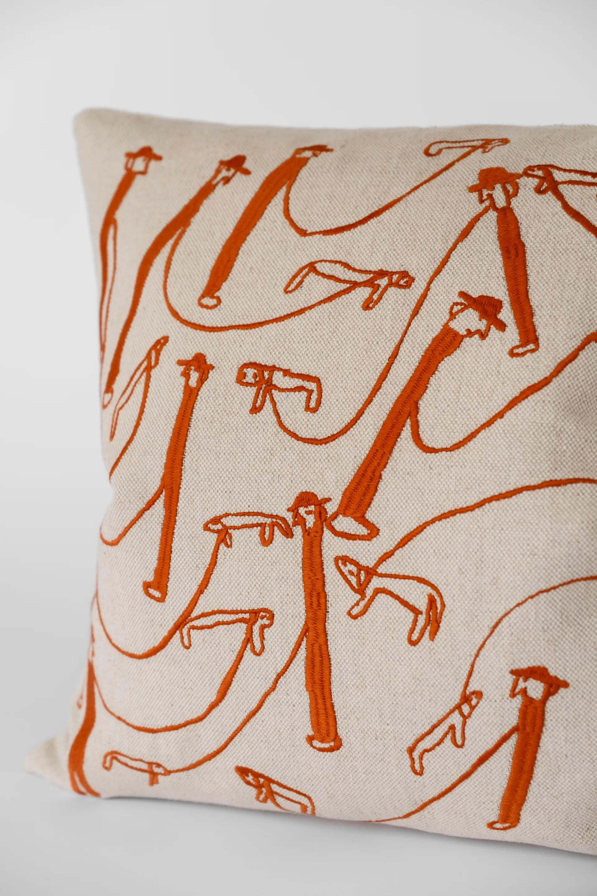 Dog walk クッションカバー 48x48 cm, Natural-orange Fine Little Day | ファインリトルデイ