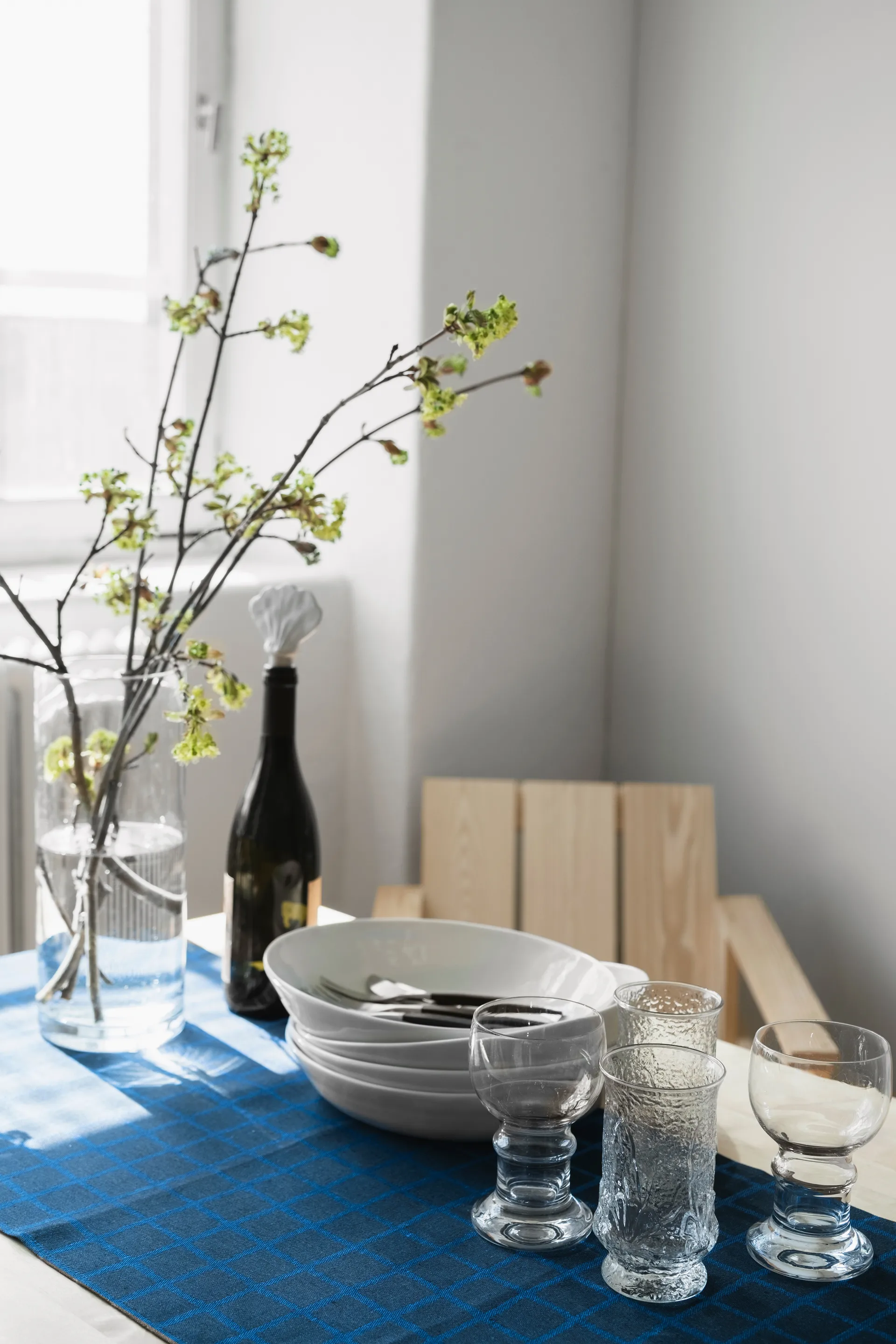 Rutig ジャガード織り テーブルランナー 45x150 cm, Blue-black Fine Little Day | ファインリトルデイ