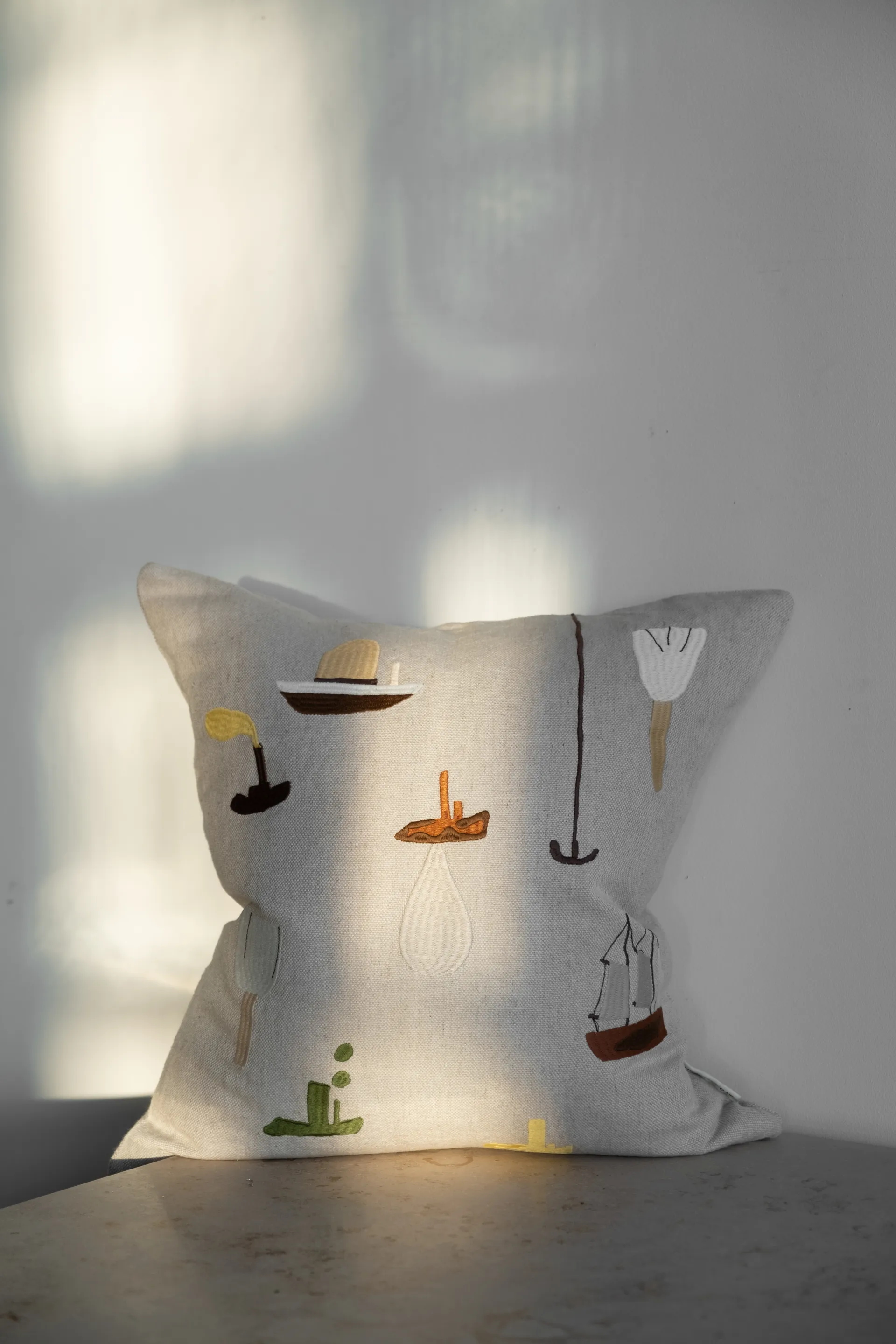 Sail With Me クッションカバー 48x48 cm, Grey Fine Little Day | ファインリトルデイ