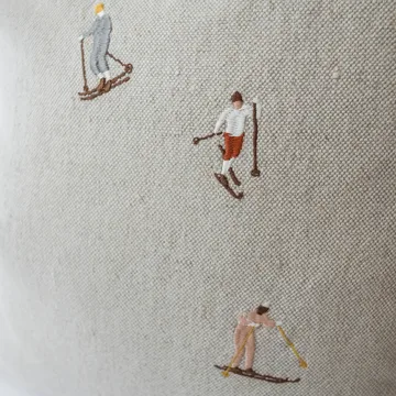 Skiers ピローケース 48x48 cm - Nature - Fine Little Day | ファインリトルデイ