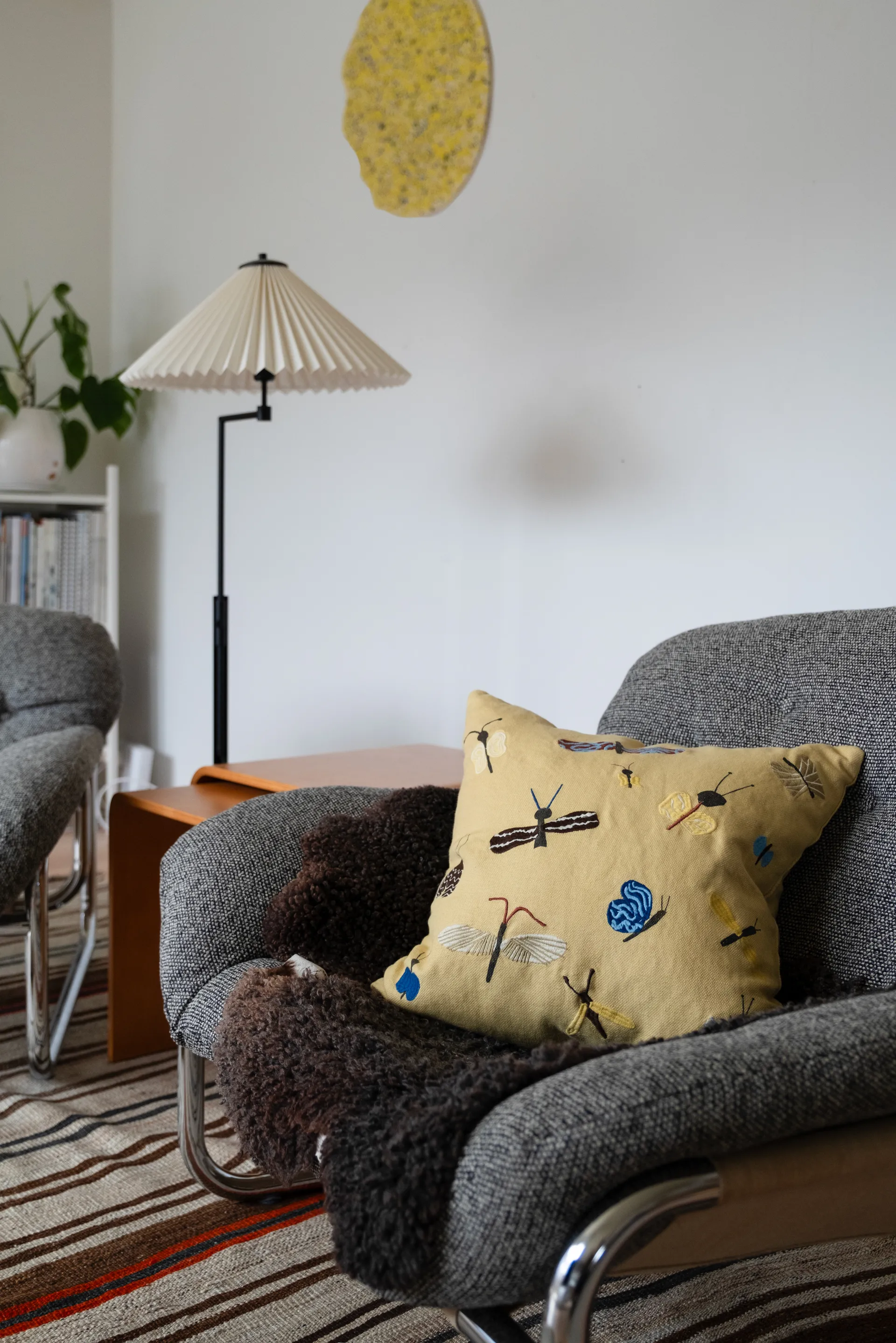 Slända クッションカバー 48x48 cm, Yellow Fine Little Day | ファインリトルデイ