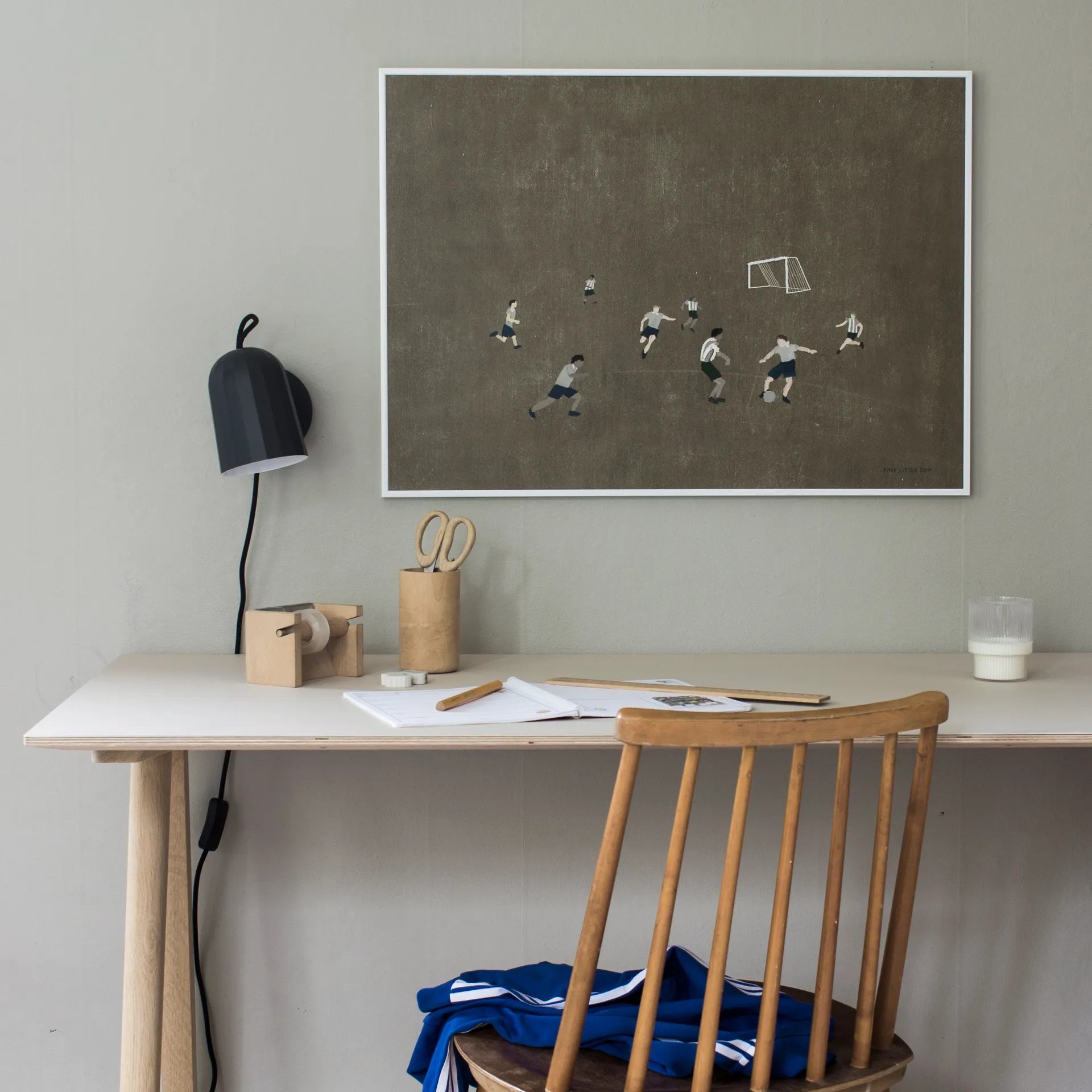 Soccer ポスター 50x70 cm, brown Fine Little Day | ファインリトルデイ