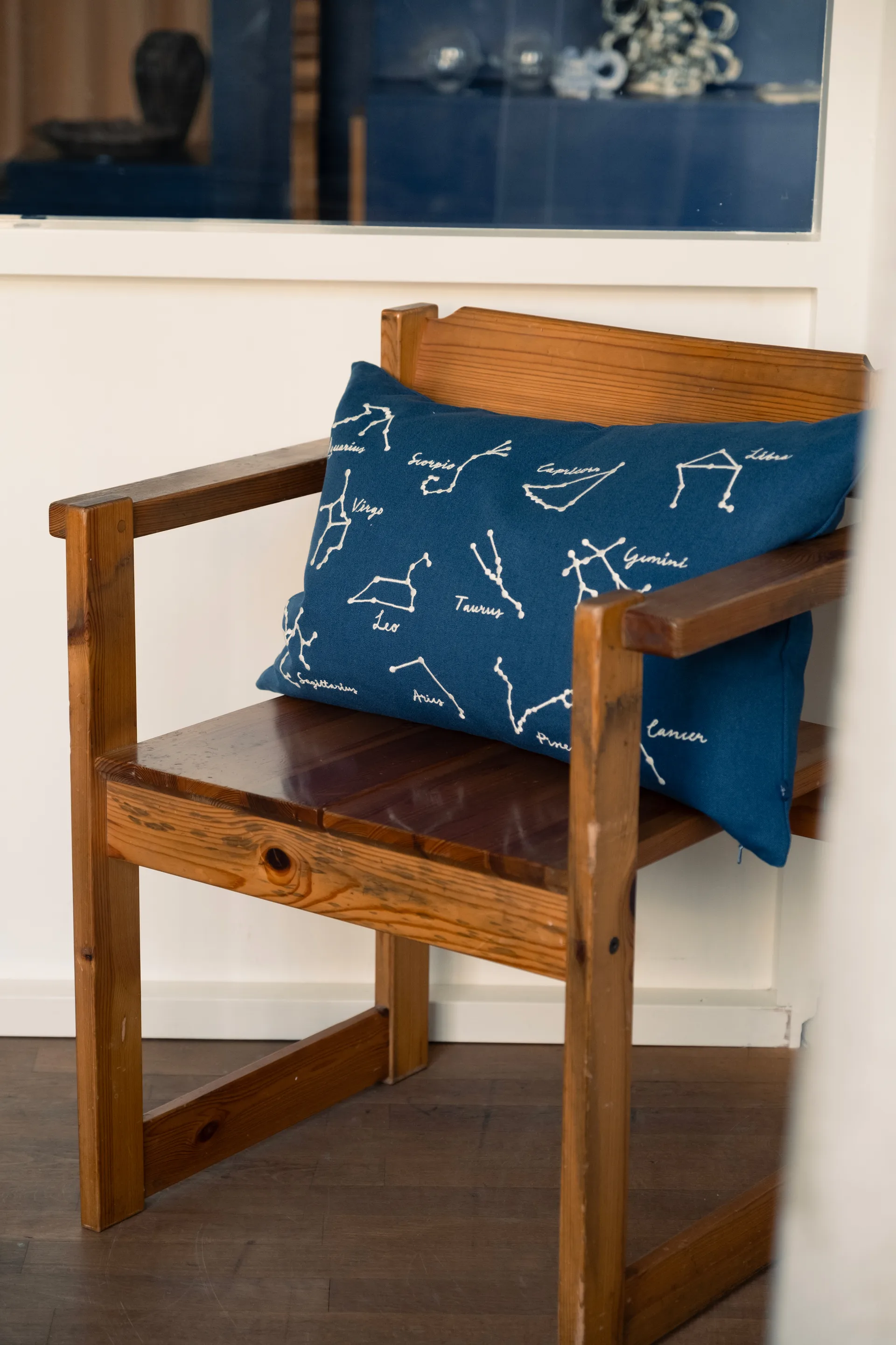 Star sign クッションカバー 38x58 cm, Blue-White Fine Little Day | ファインリトルデイ