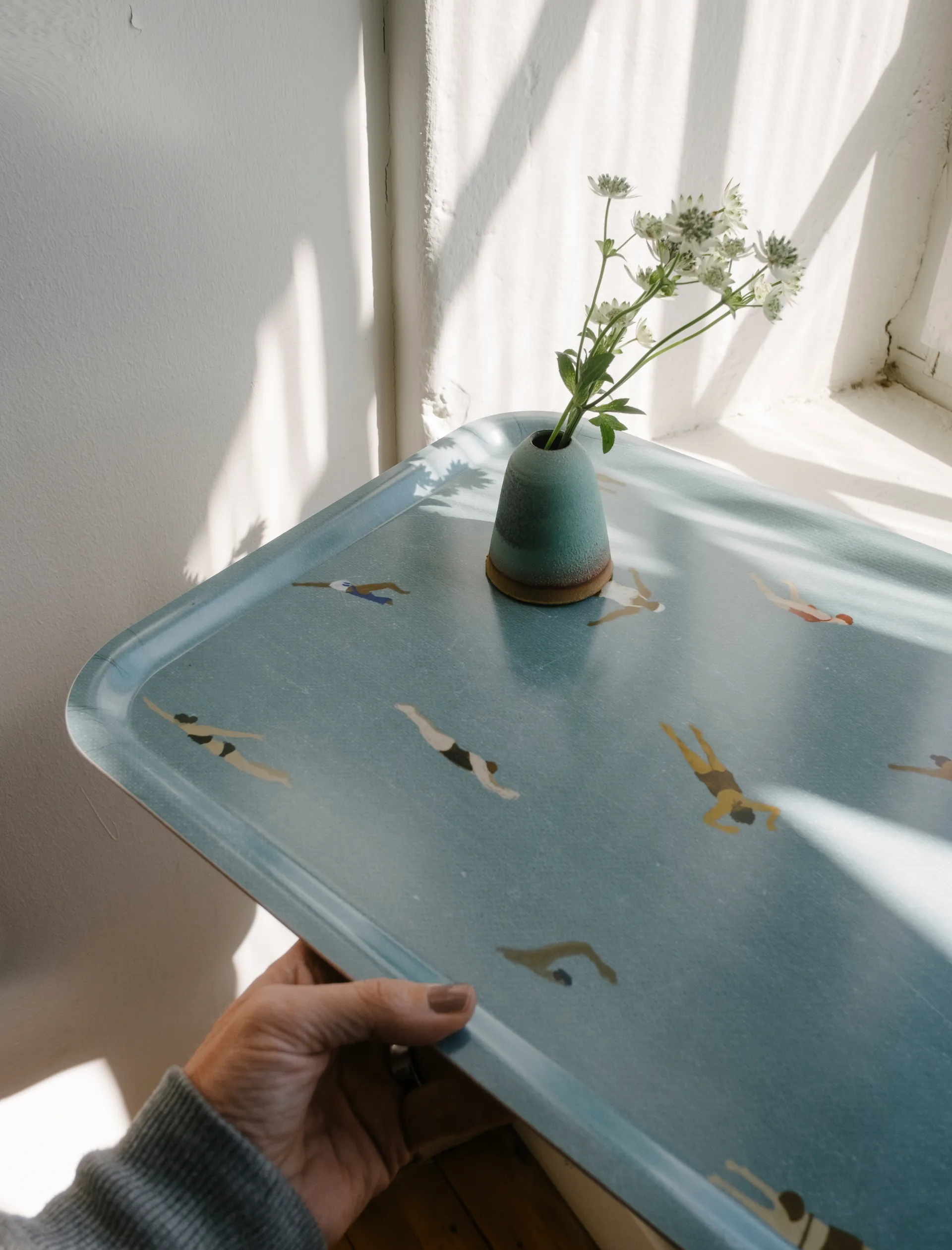 Swimmers トレイ 33x43 cm, Beige Fine Little Day | ファインリトルデイ