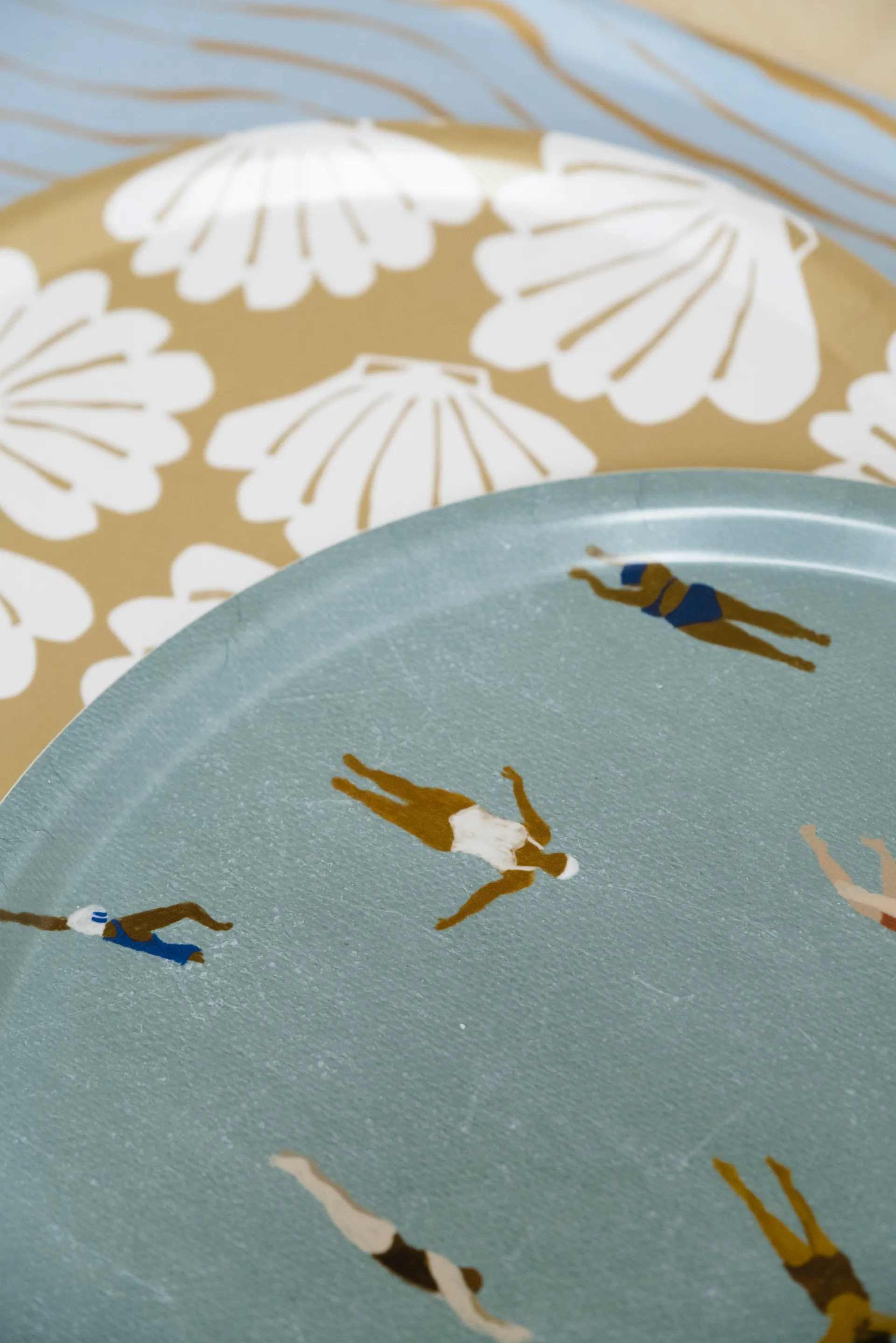 Swimmers トレイ Ø38 cm, Beige Fine Little Day | ファインリトルデイ