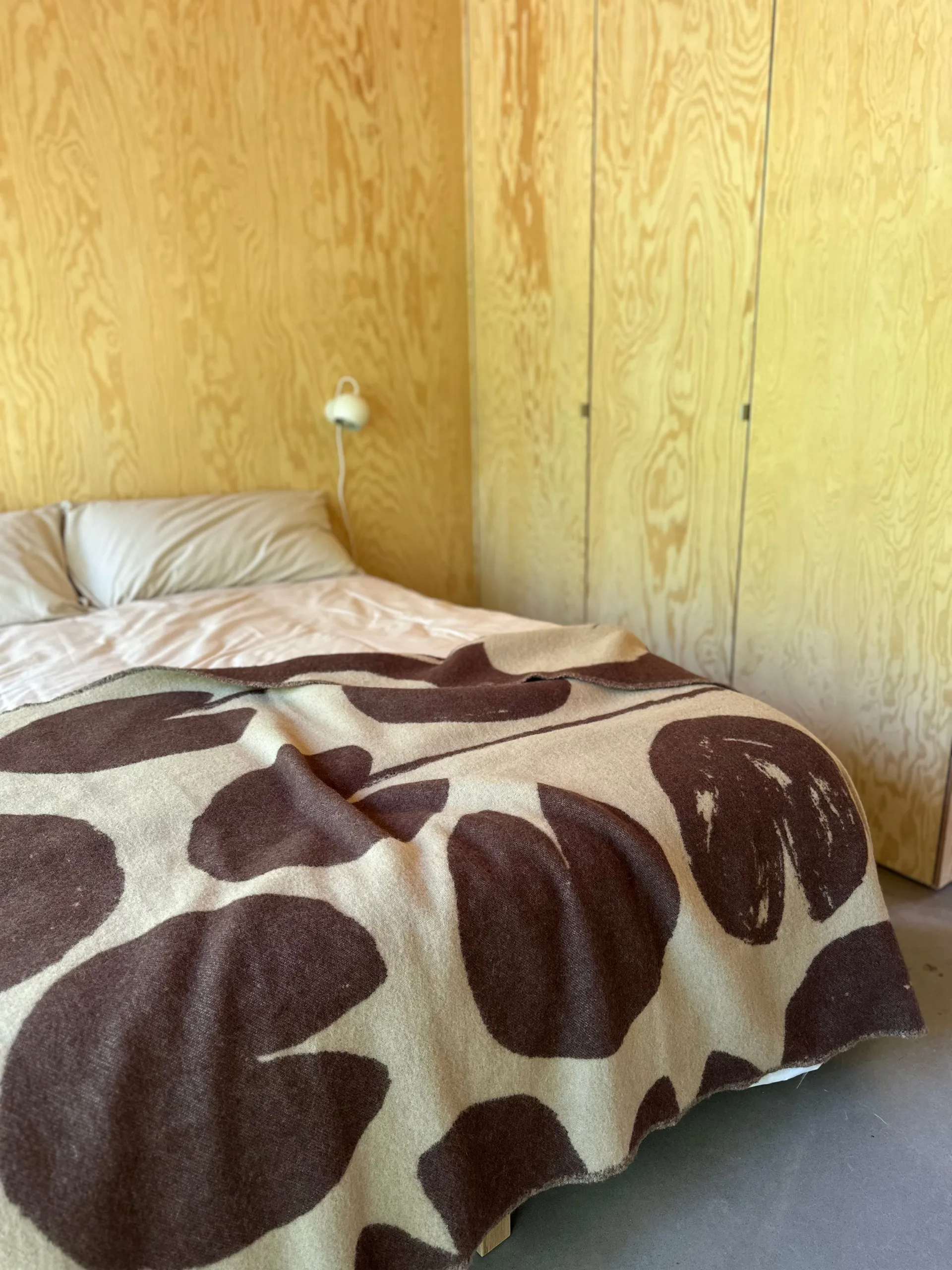 Water lilies スロー 130x220 cm, Brown Fine Little Day | ファインリトルデイ