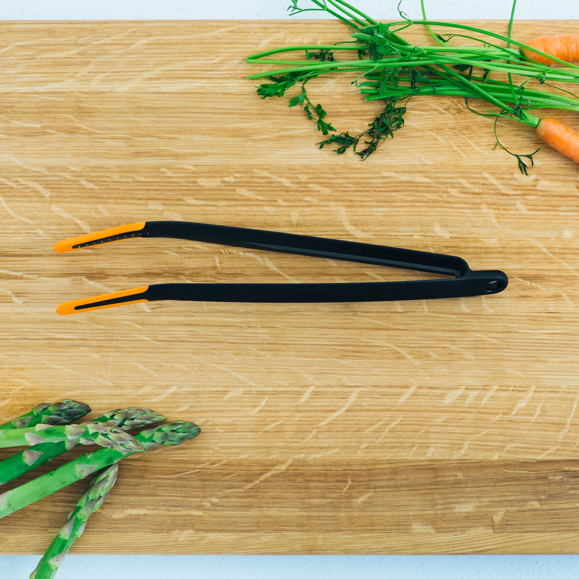 Functional Form トング 28.7 cm, Black Fiskars | フィスカース