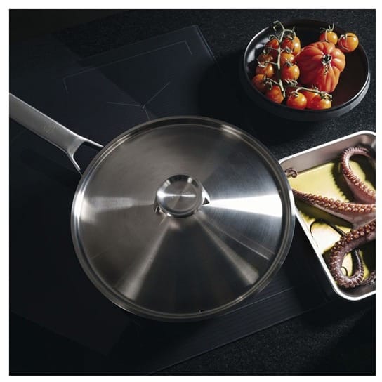 Taiten 蓋付きソースパン, 26 cm Fiskars | フィスカース