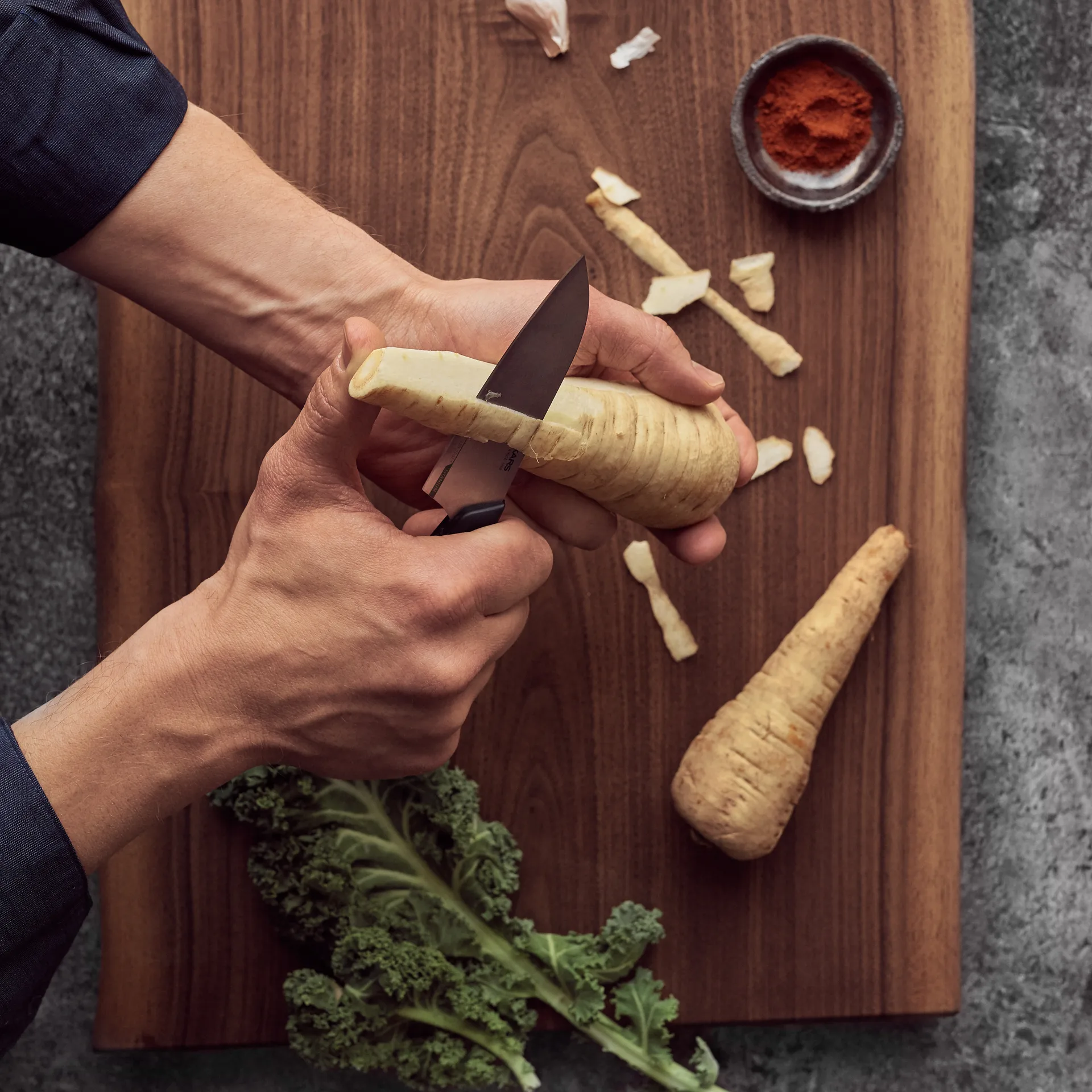 Titanium ベジタブル ナイフ 10 cm, Black Fiskars | フィスカース