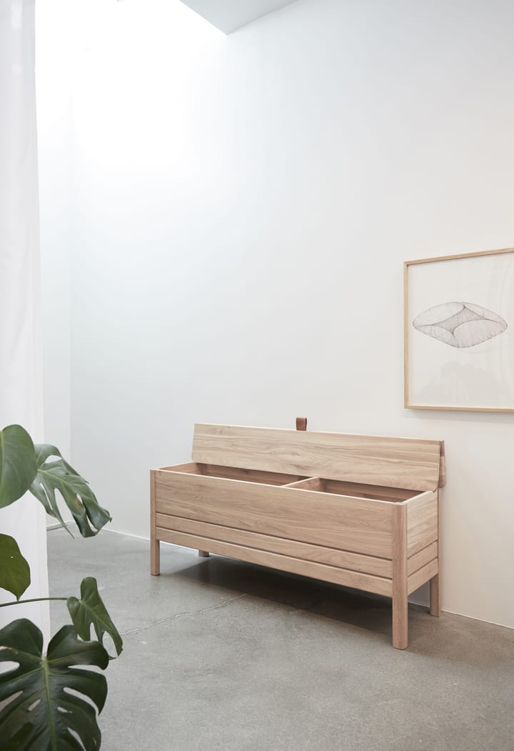 A Line 収納ベンチ 111 cm, White oak Form & Refine