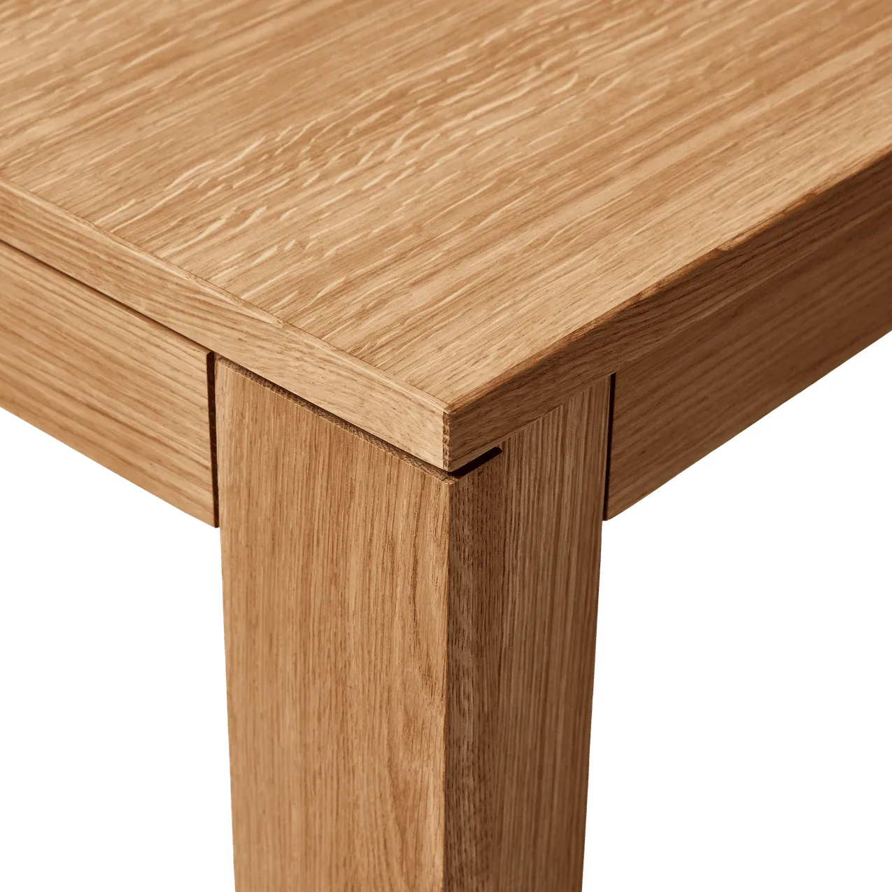Form & Refine からのElement テーブル 70x70 cm - NordicNest.jp