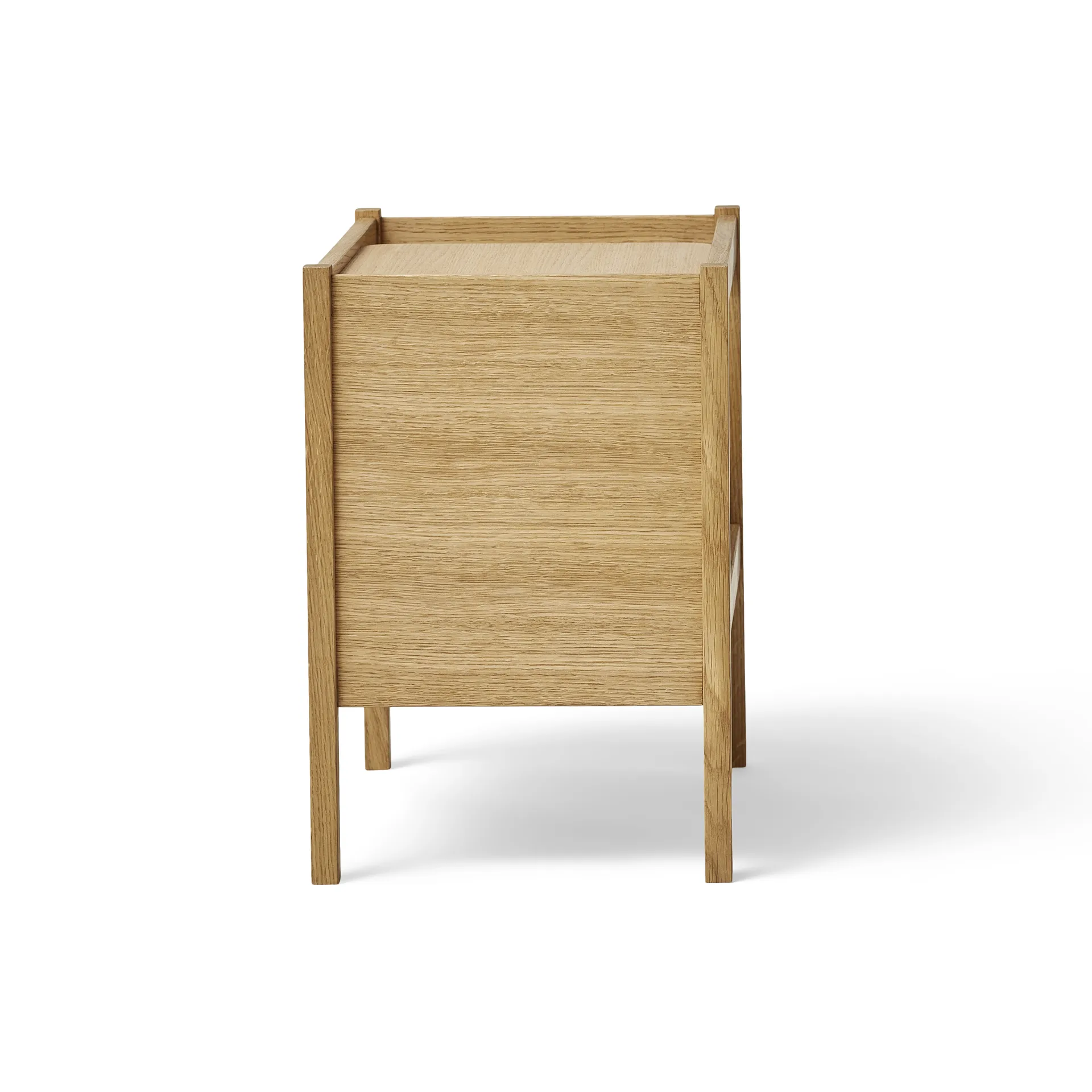 Journal サイドテーブル 29x43 cm, Oak Form & Refine
