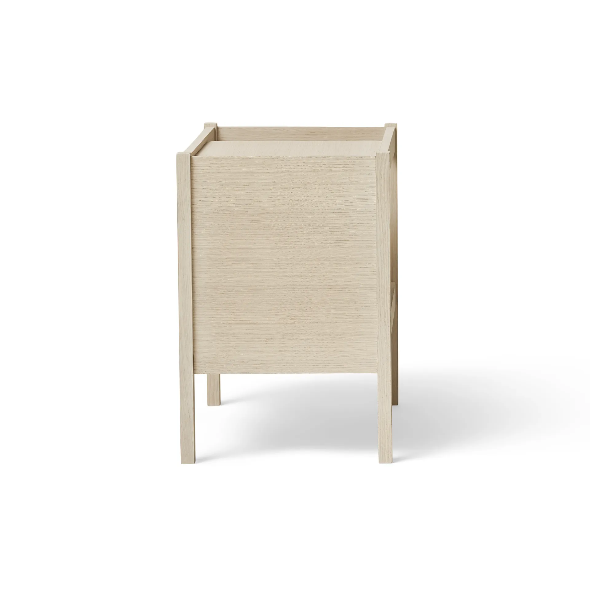 Journal サイドテーブル 29x43 cm, White oak Form & Refine