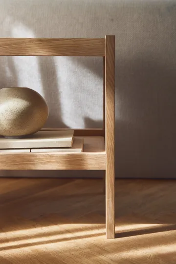 Journal Organiser サイドテーブル - Oak - Form & Refine