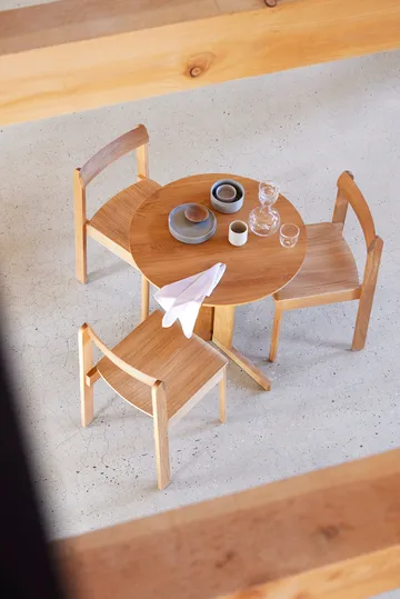 Trefoil ダイニングテーブル Ø90 cm - Oak - Form & Refine