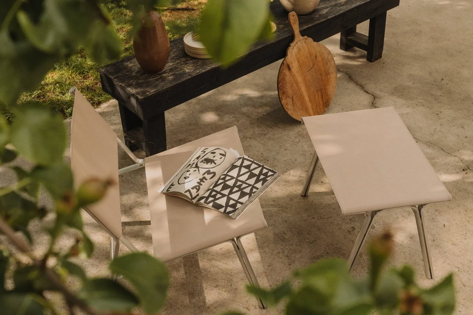 Union ラウンジチェア, Aluminium-Sandstone Mesh FRAMA